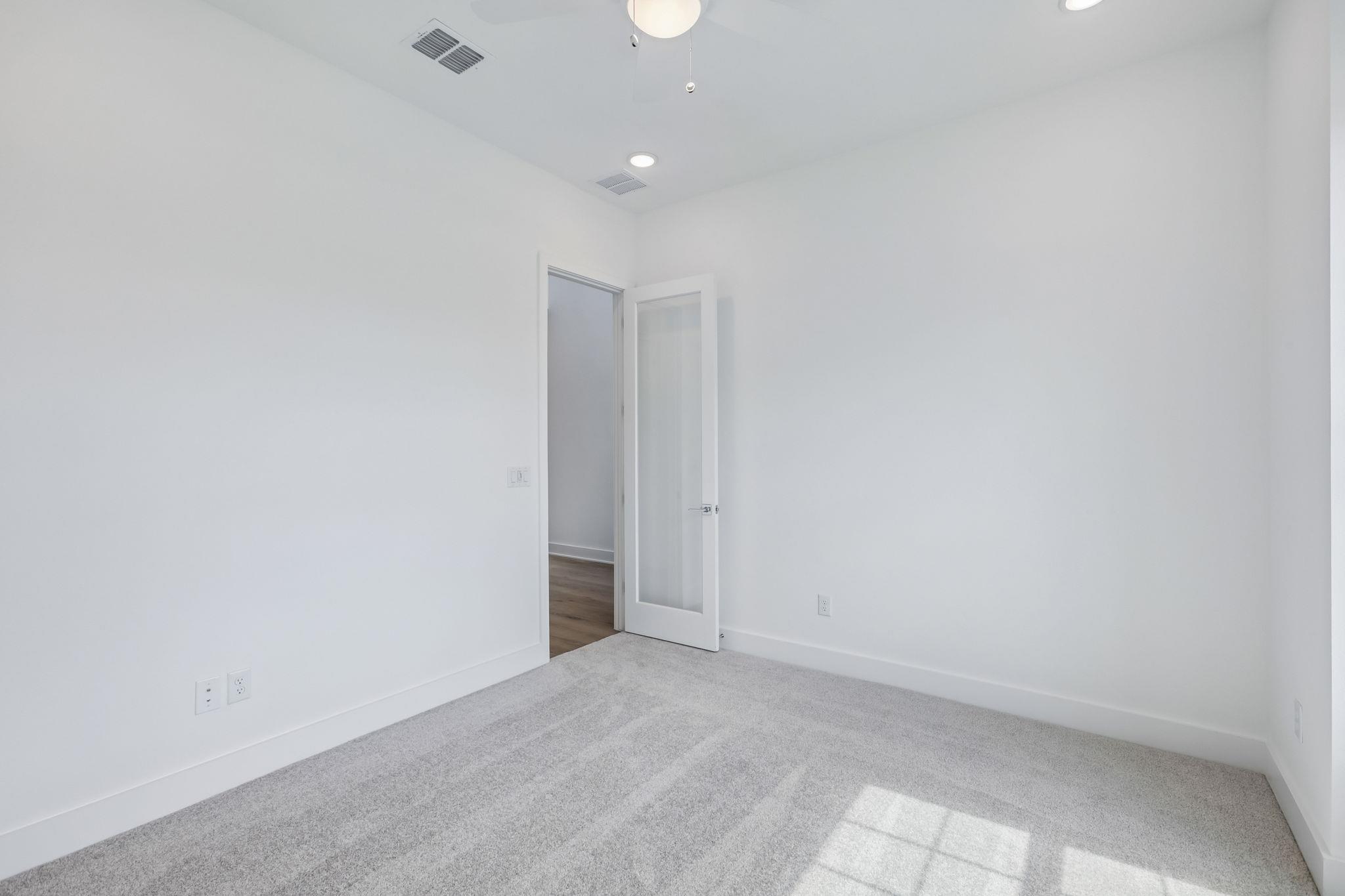Home photo 12