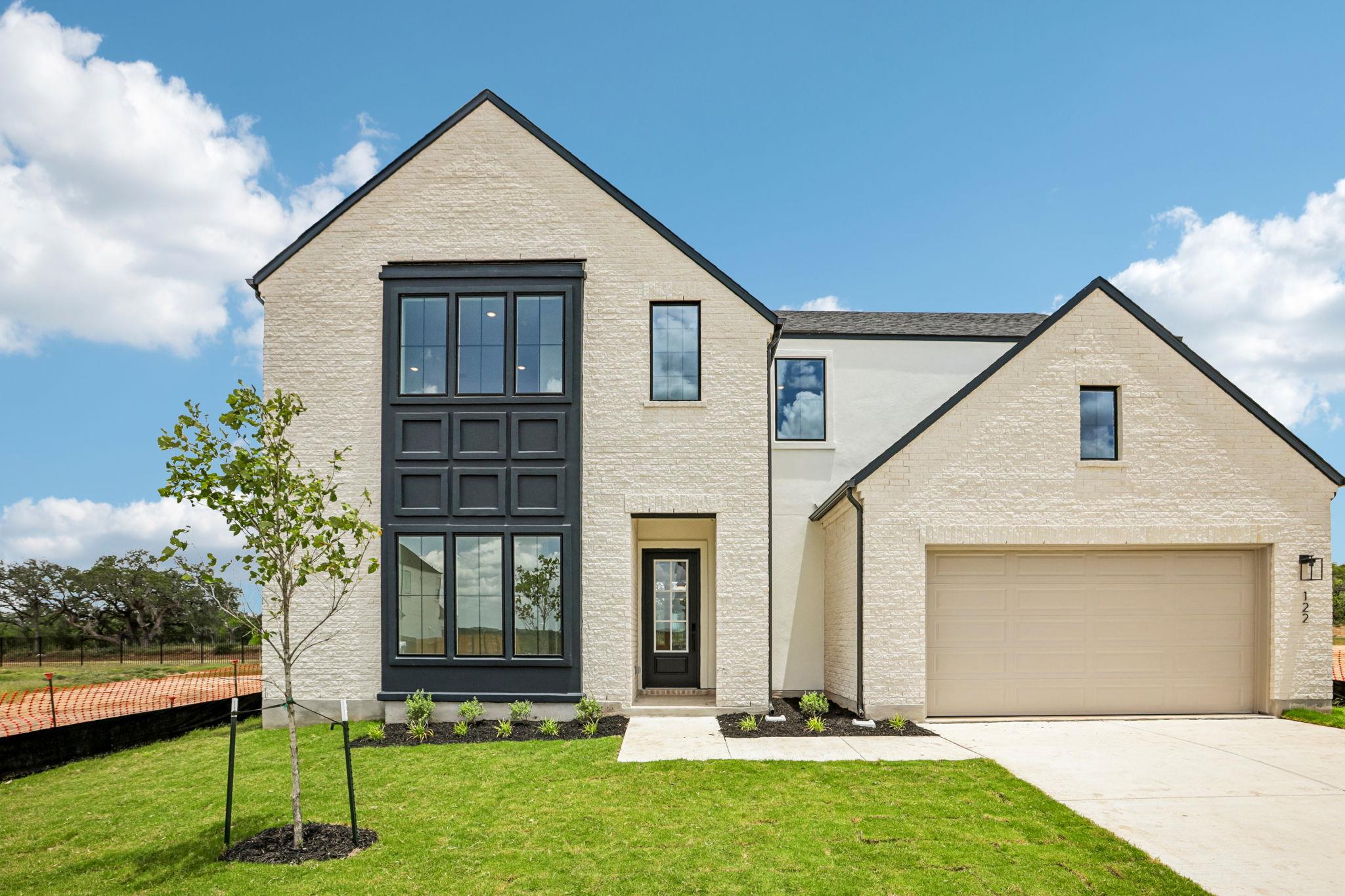 122  Christian Springs Dr in Kyle