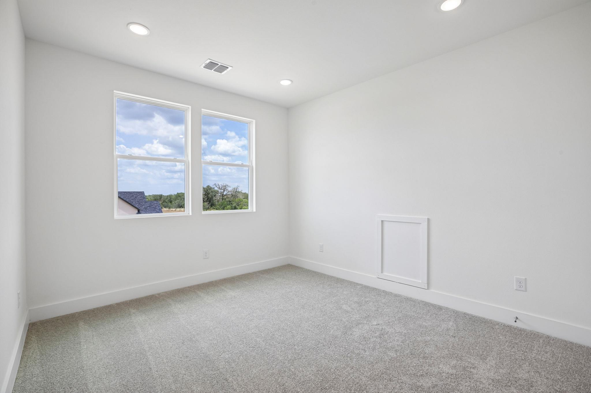 Home photo 23