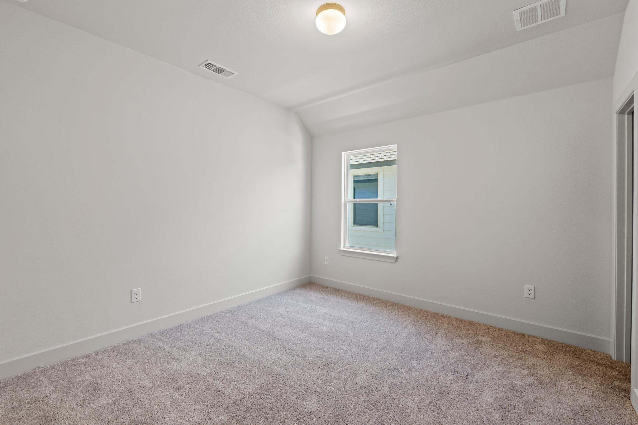 Home photo 22