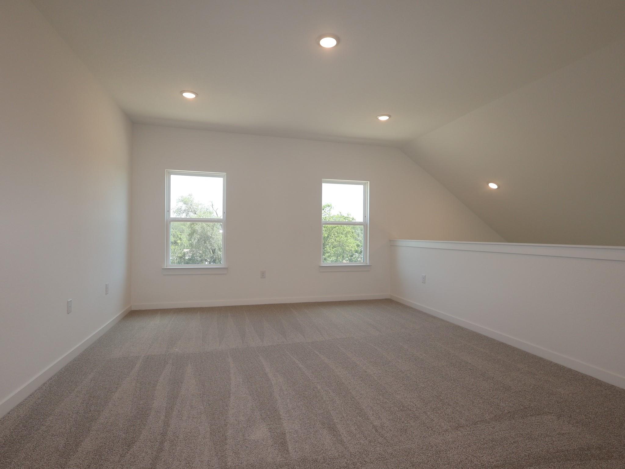 Home photo 19