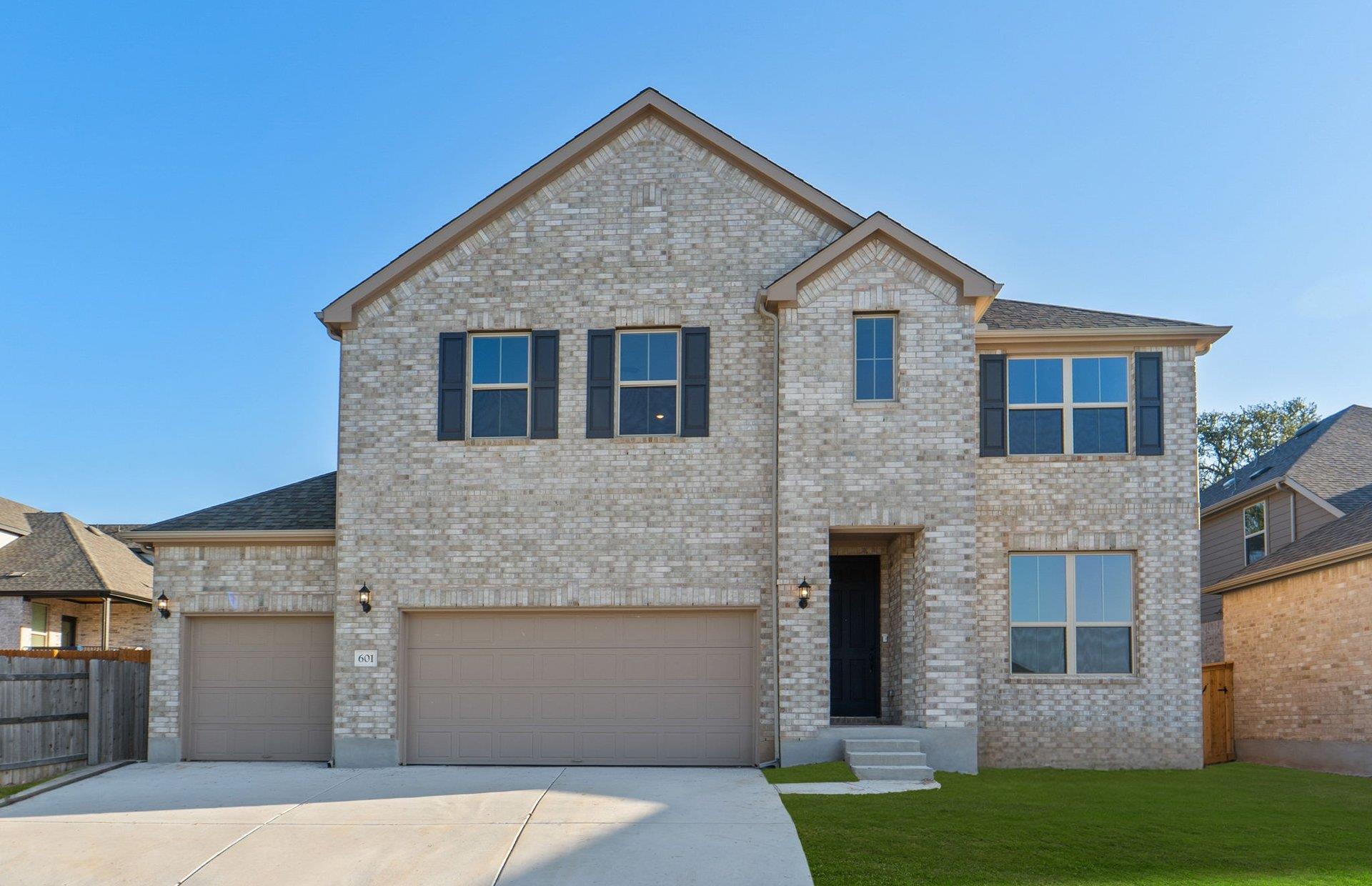 601  Ridge Point Dr in Georgetown