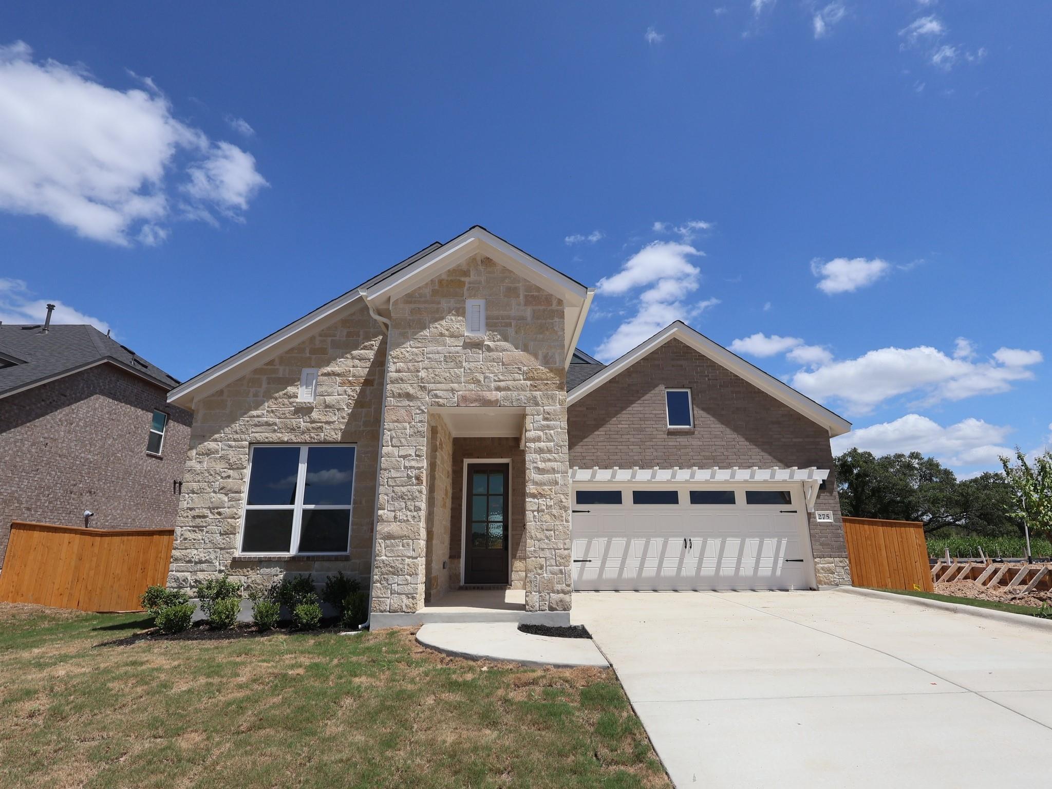 275  Callahan Loop in Buda