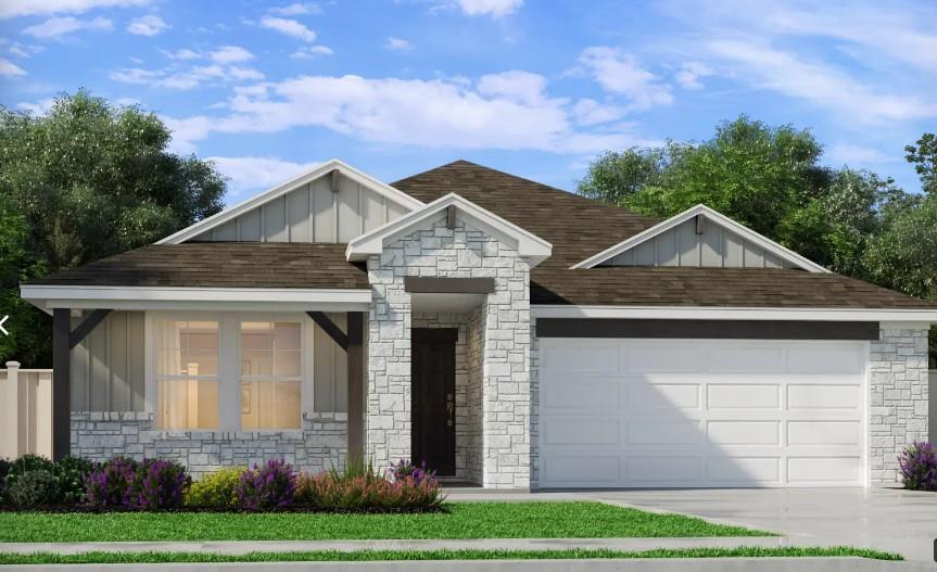 345  Callahan Loop in Buda