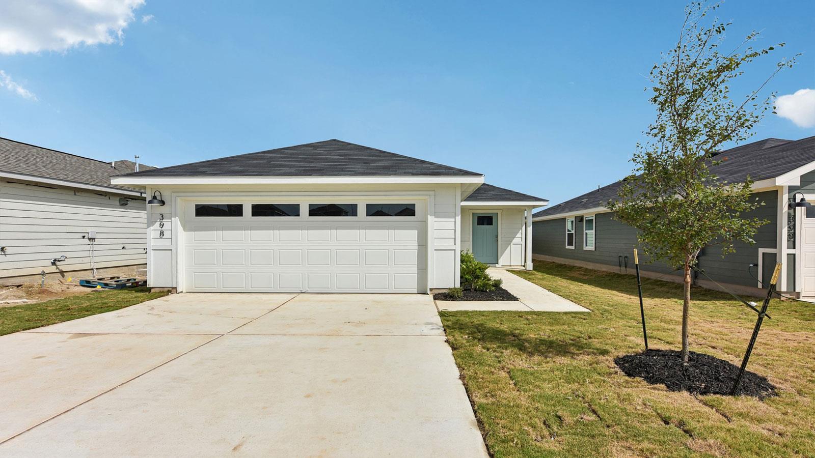 398  Ebbsfleet Dr in Uhland