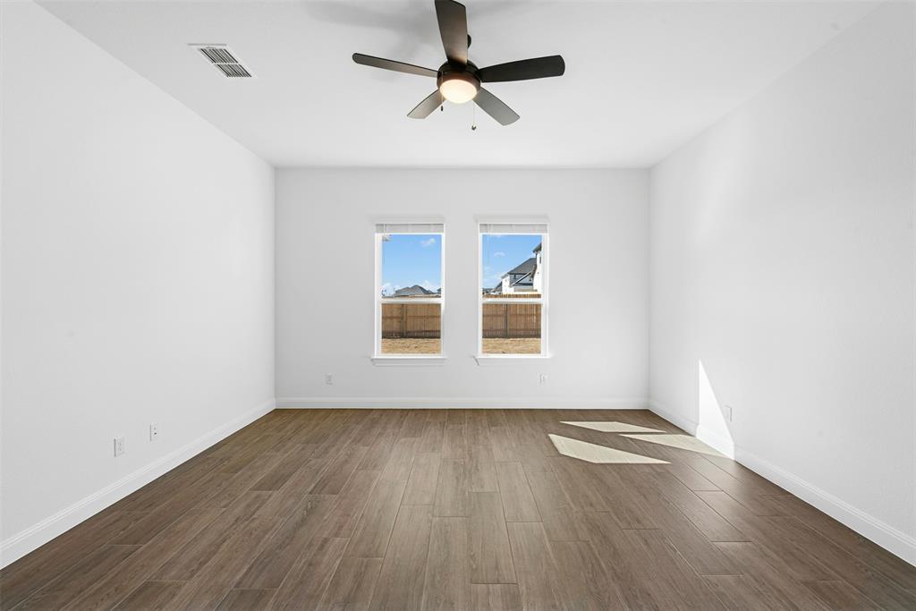 Home photo 17