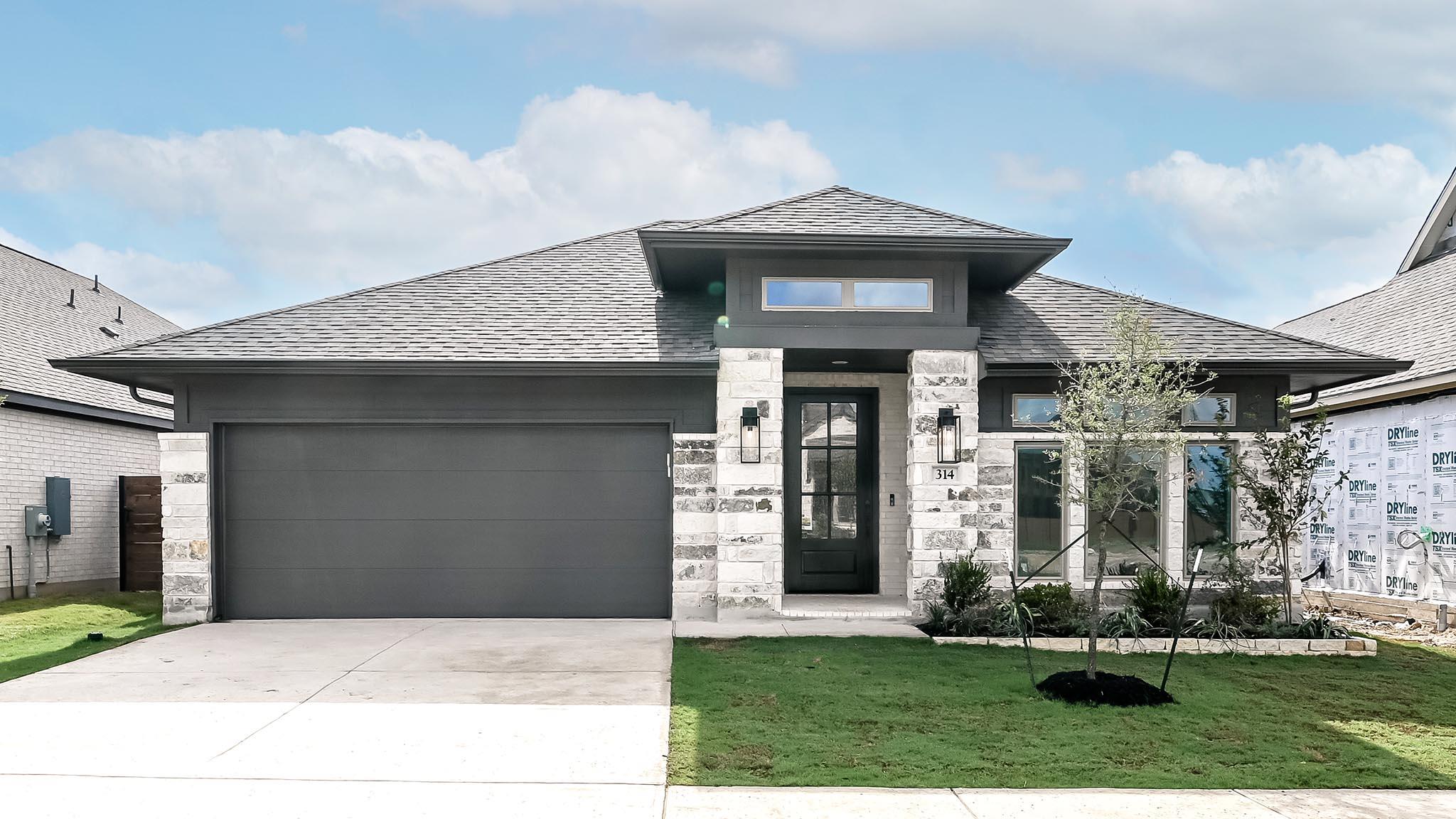 314  Foxfire Cv in Lockhart
