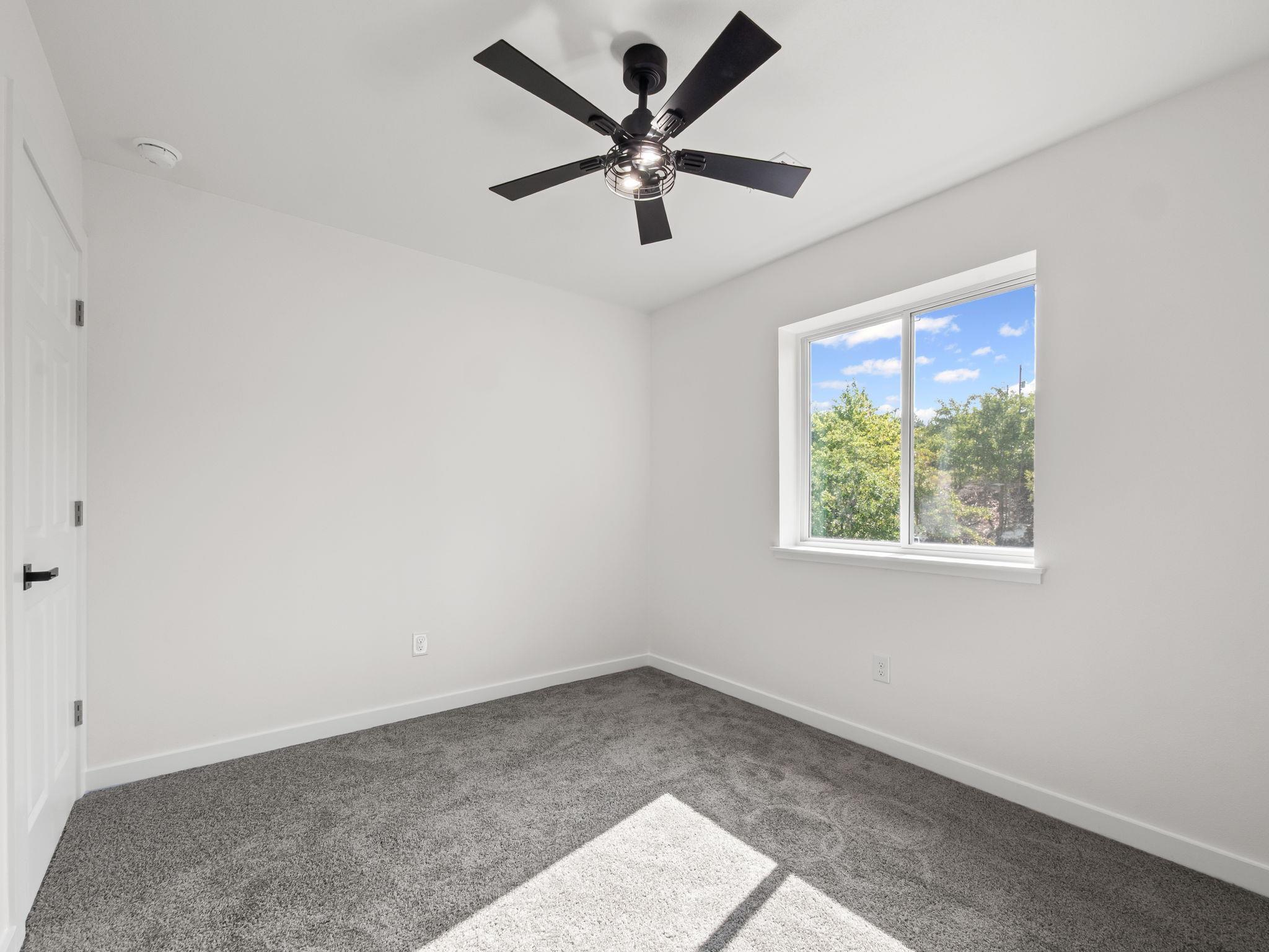 Home photo 17