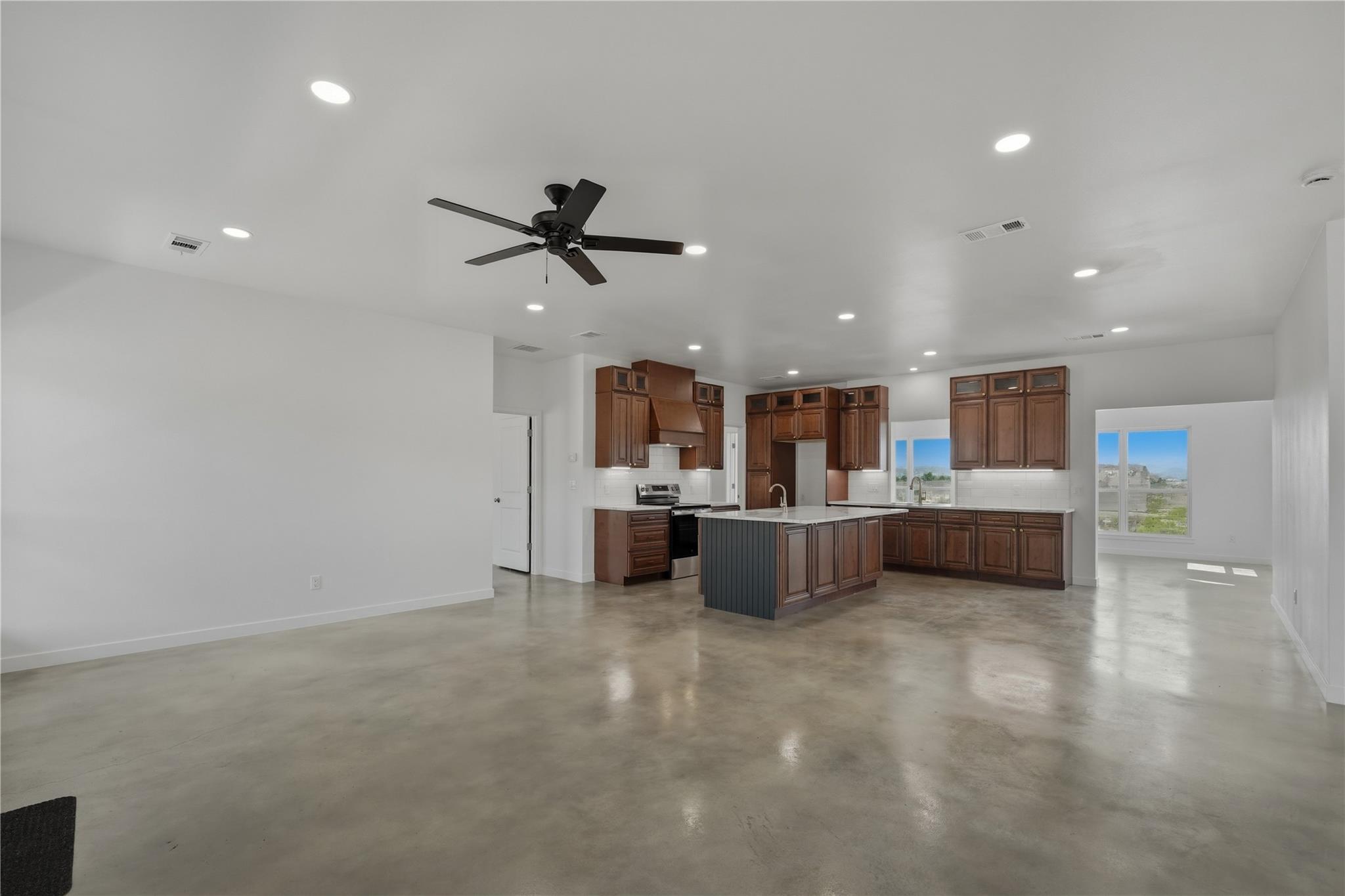 Home photo 4