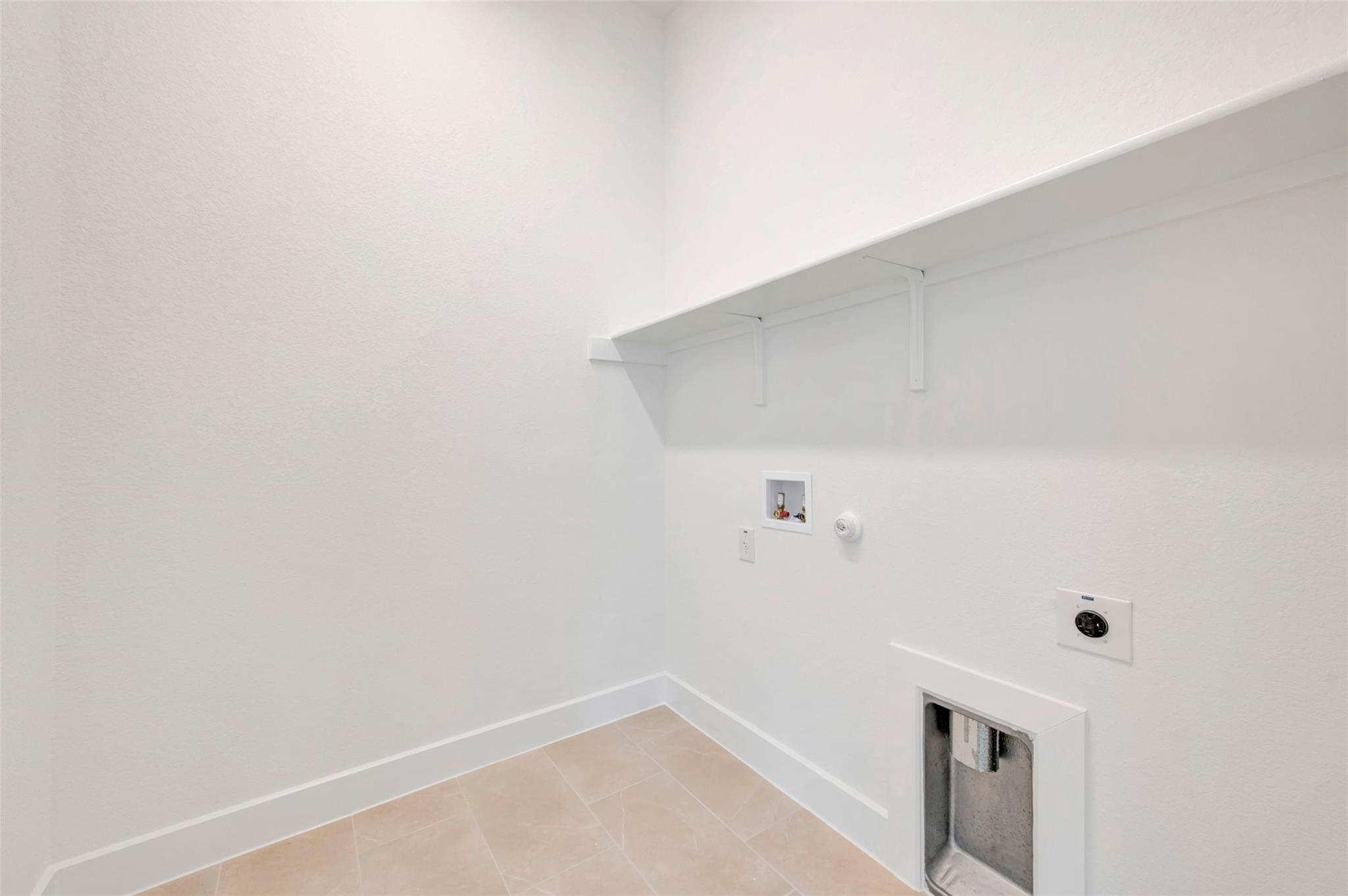 Home photo 24