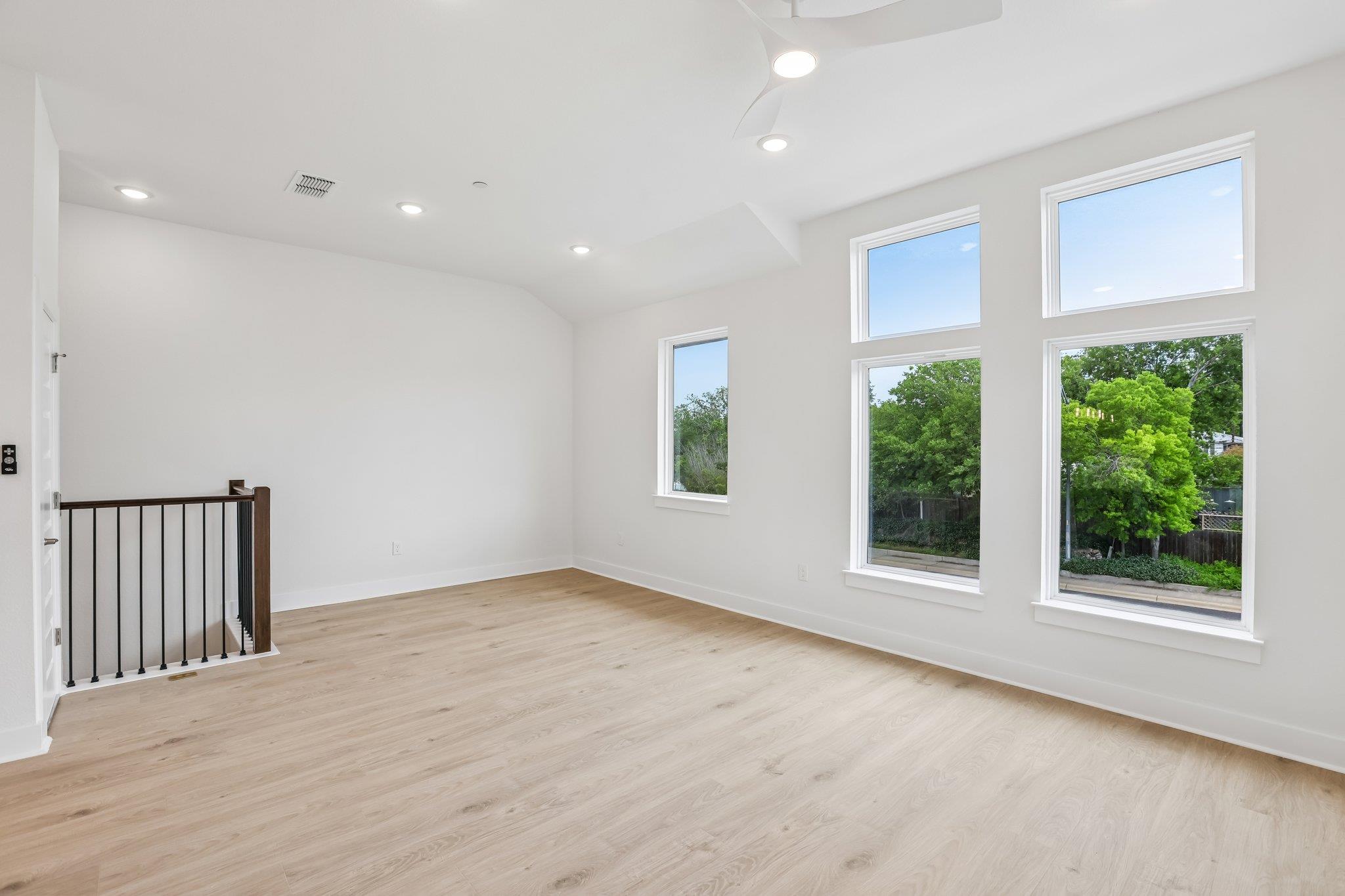 Home photo 4