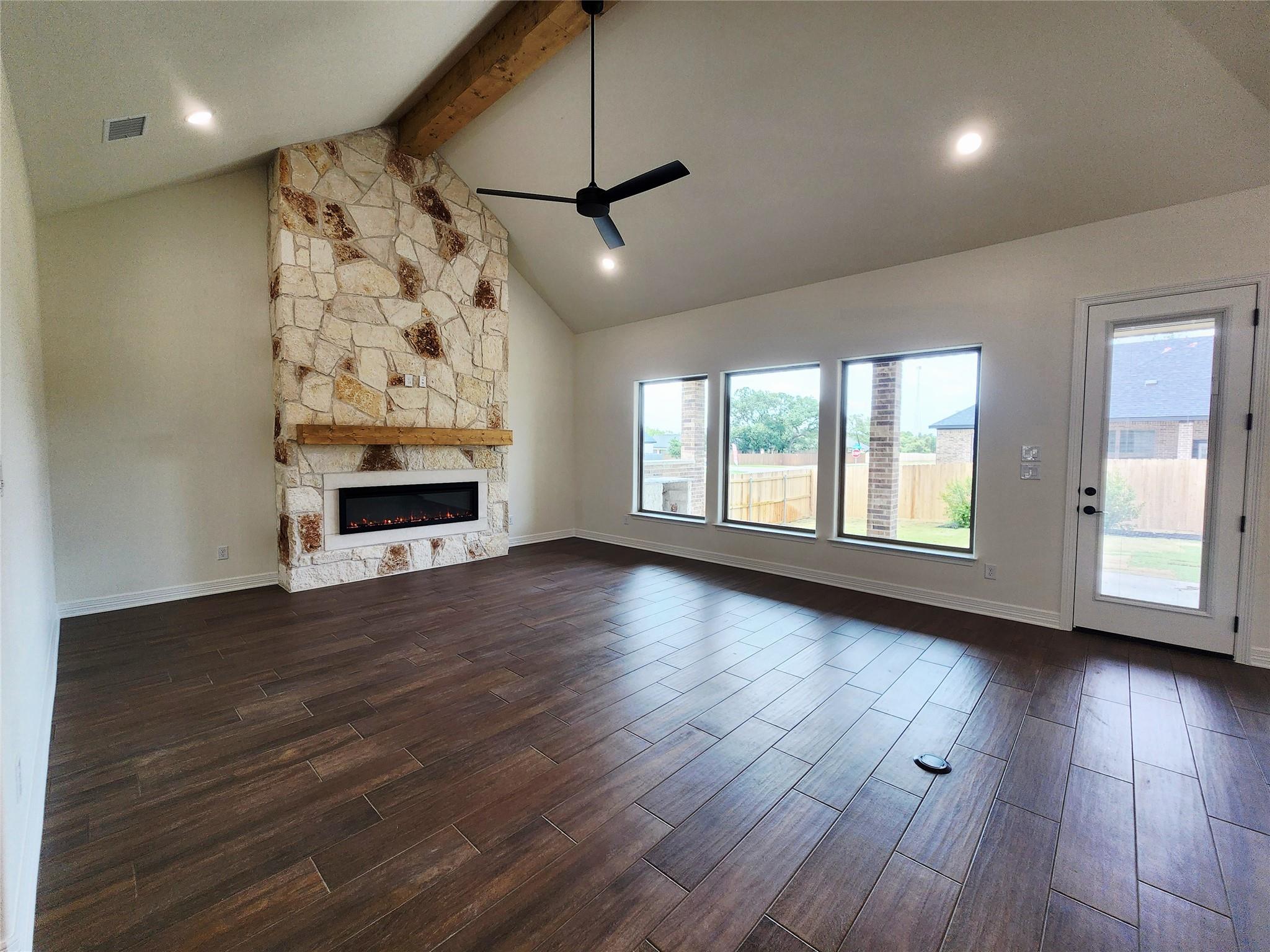 Home photo 4