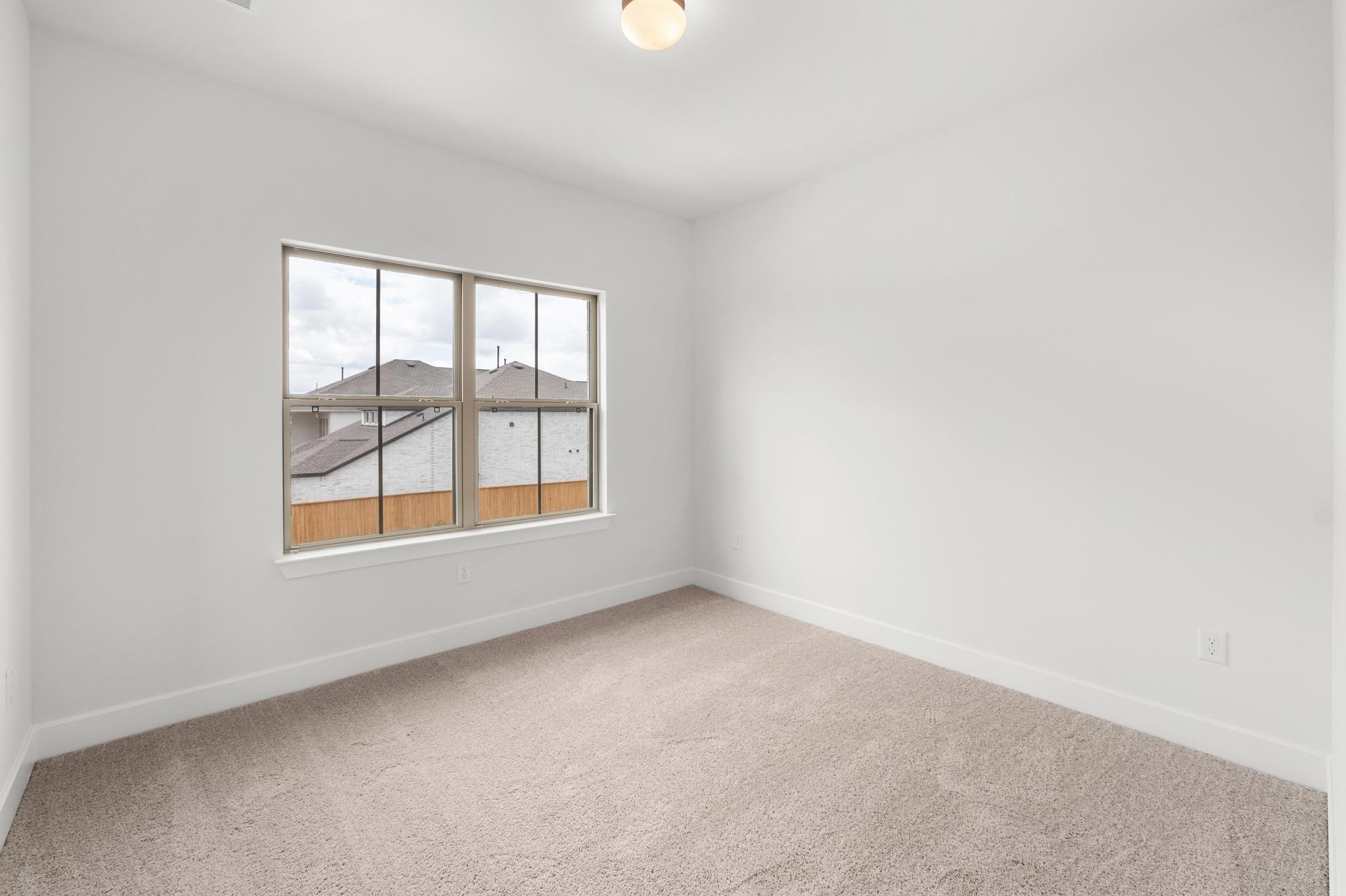 Home photo 17