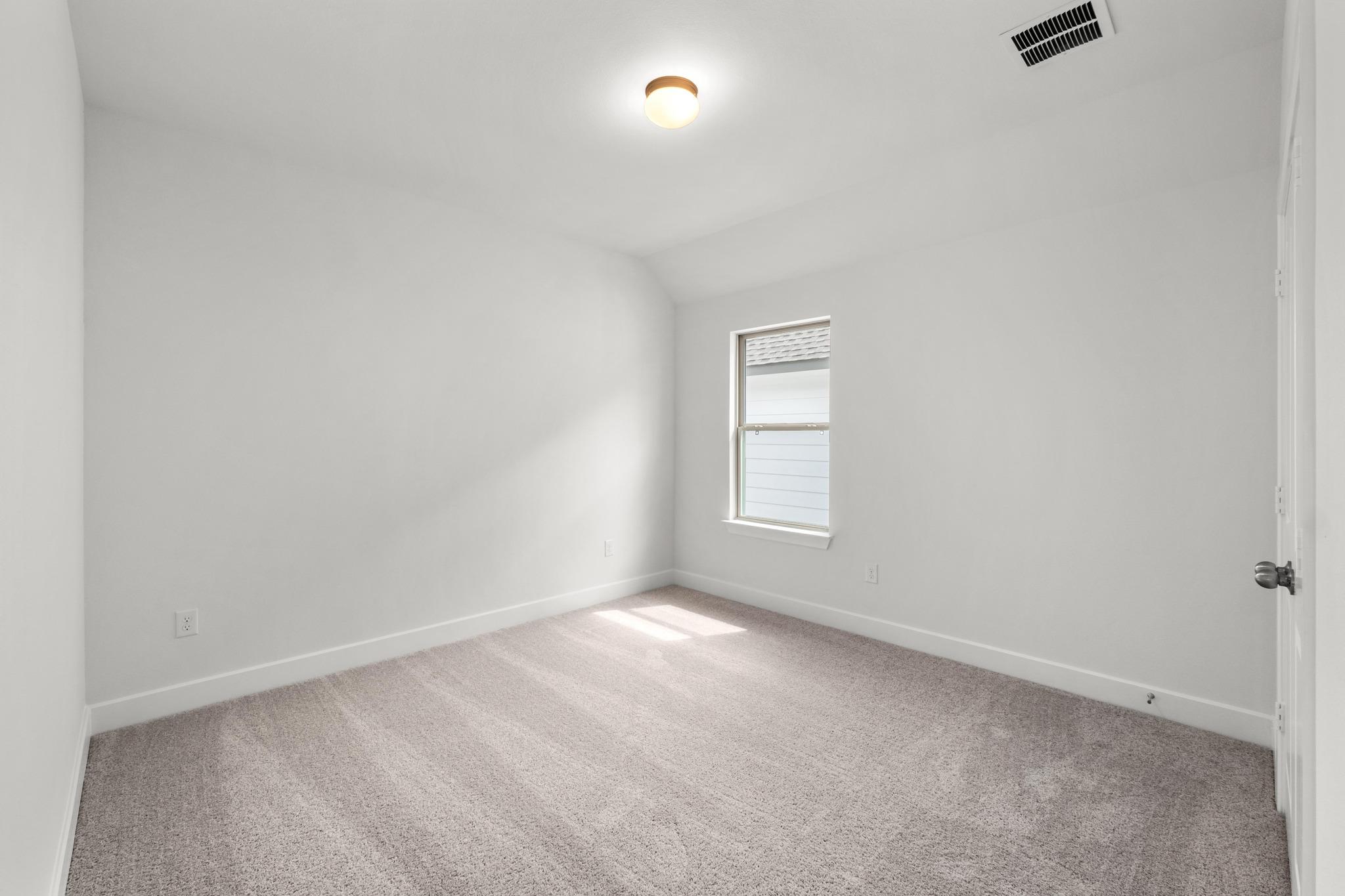 Home photo 19