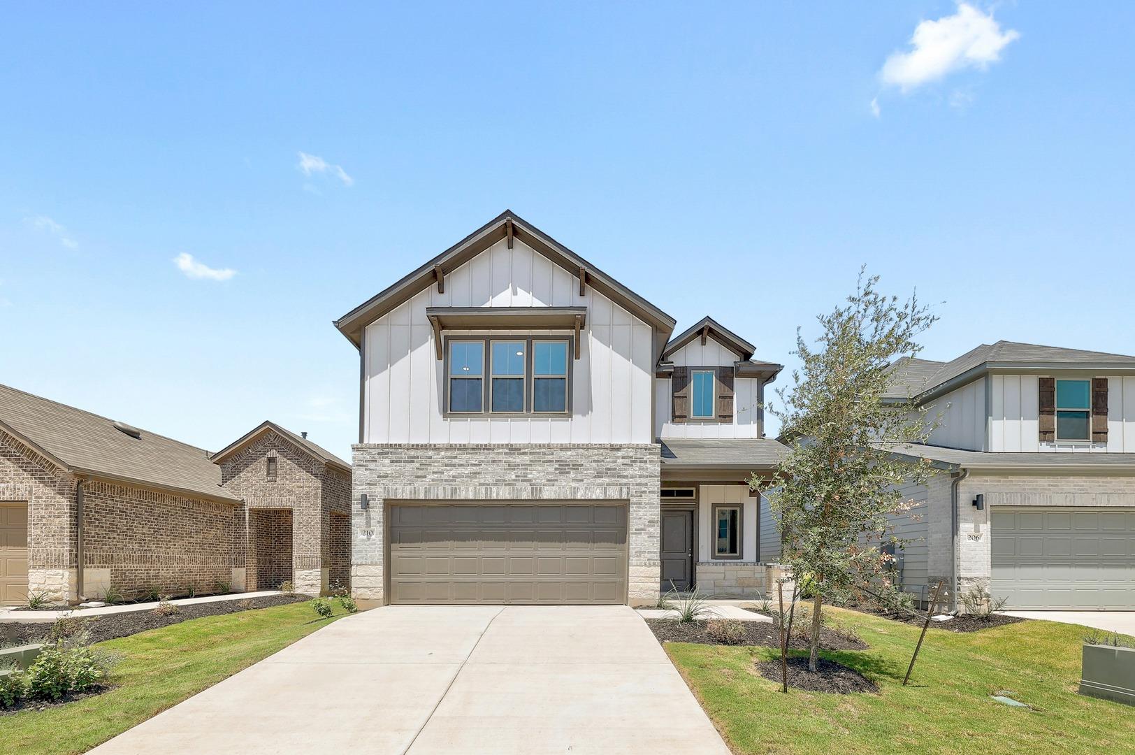 210  Hornet St in Elgin