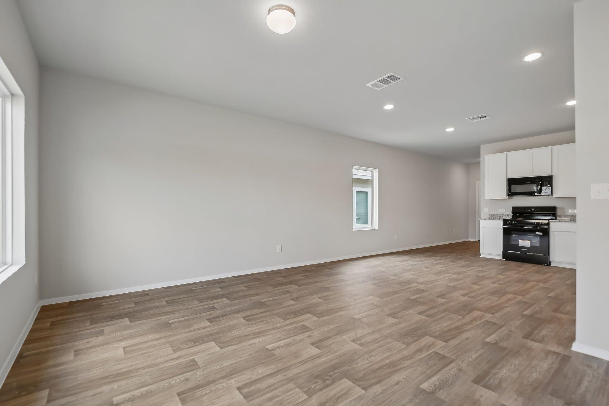 Home photo 19