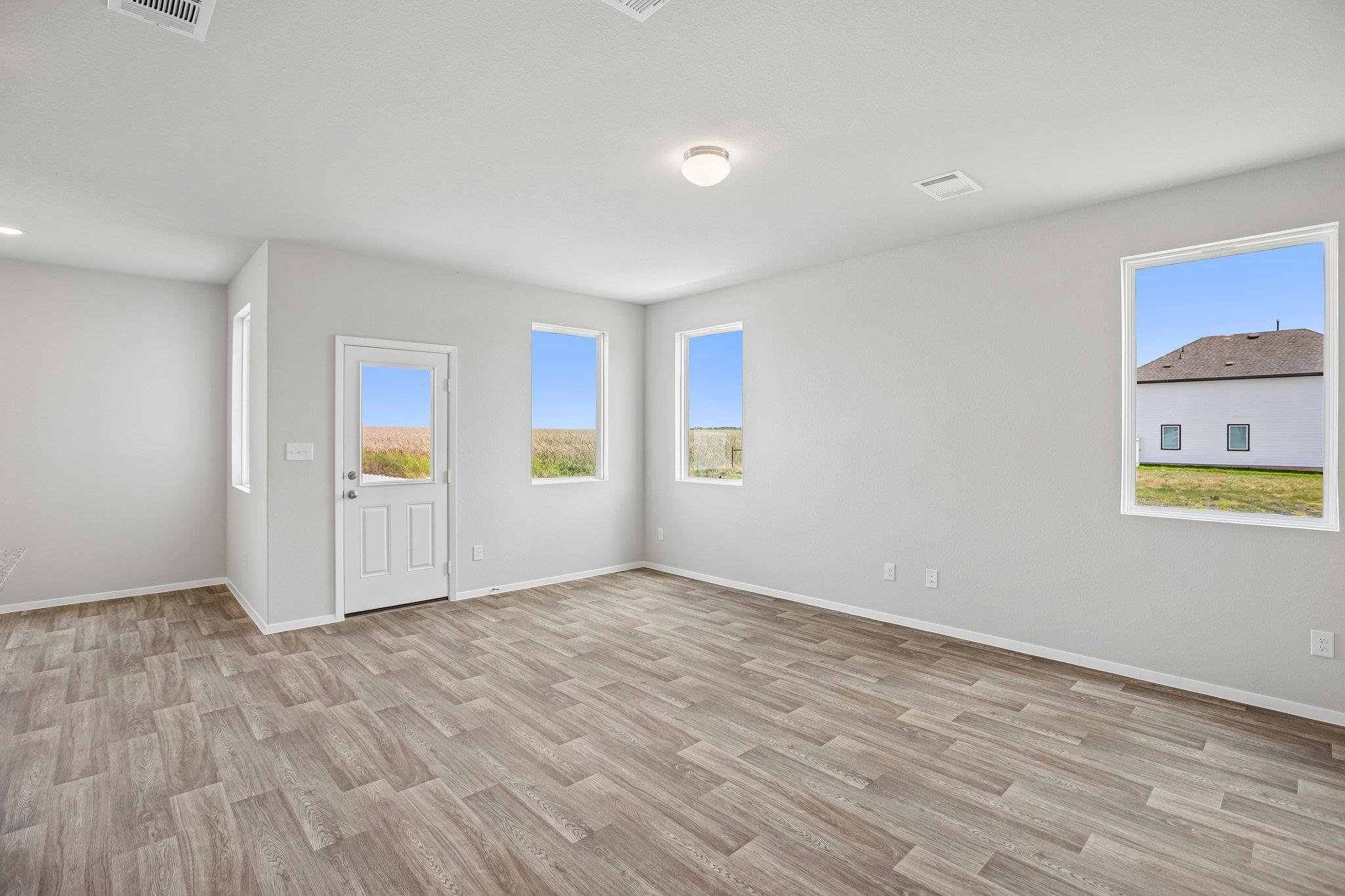 Home photo 12