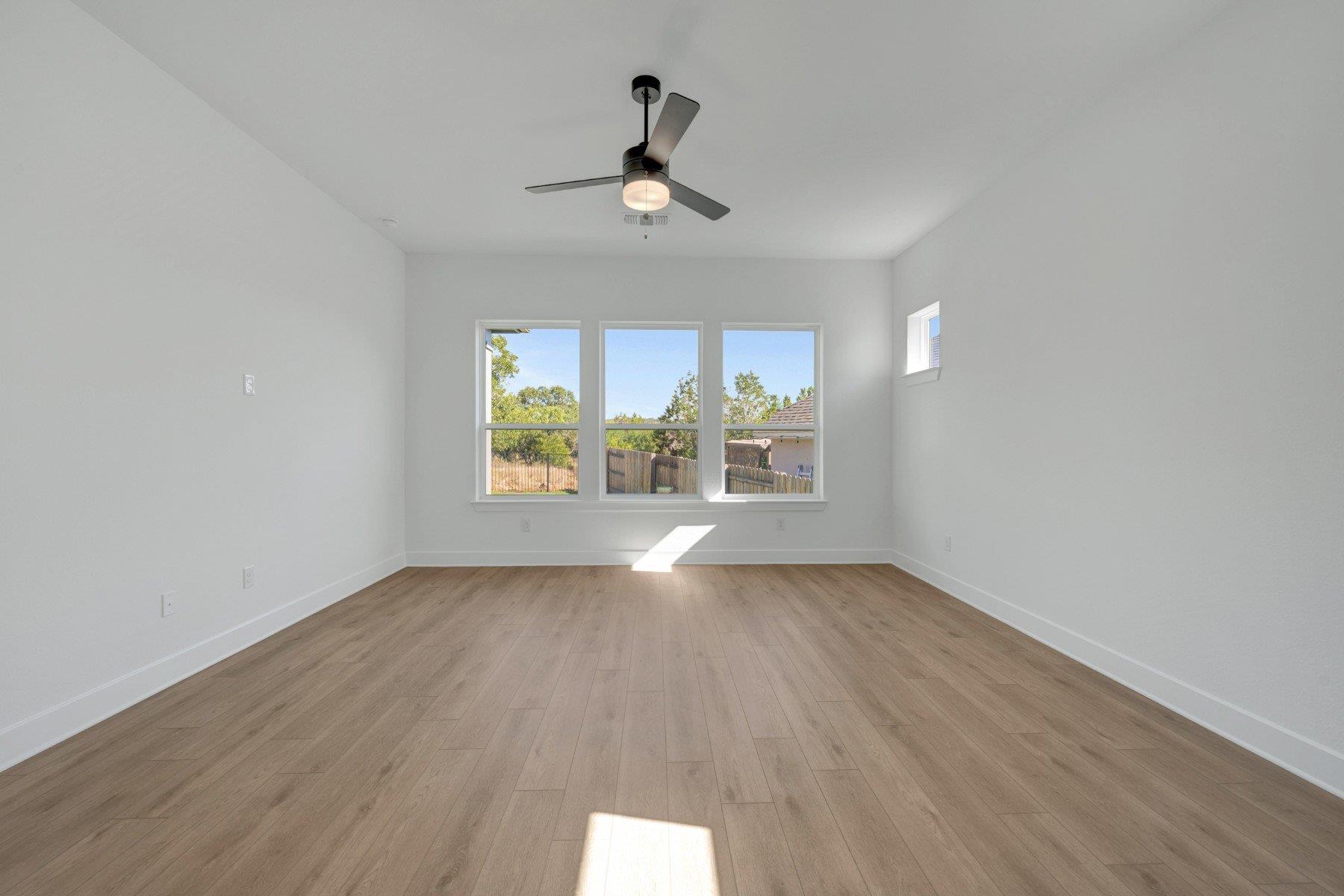 Home photo 19