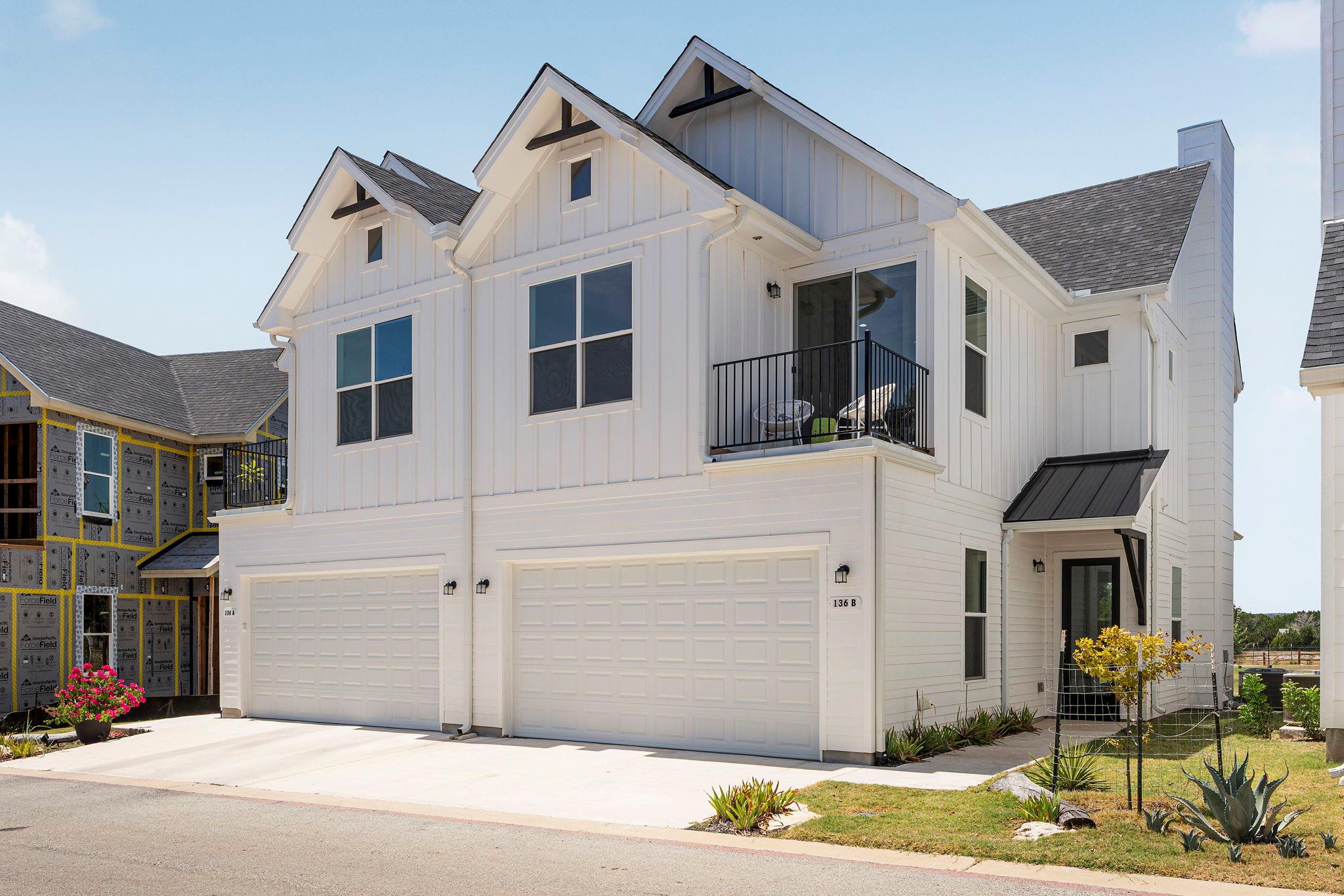 136  Lourdes Ct  #B in Dripping Springs