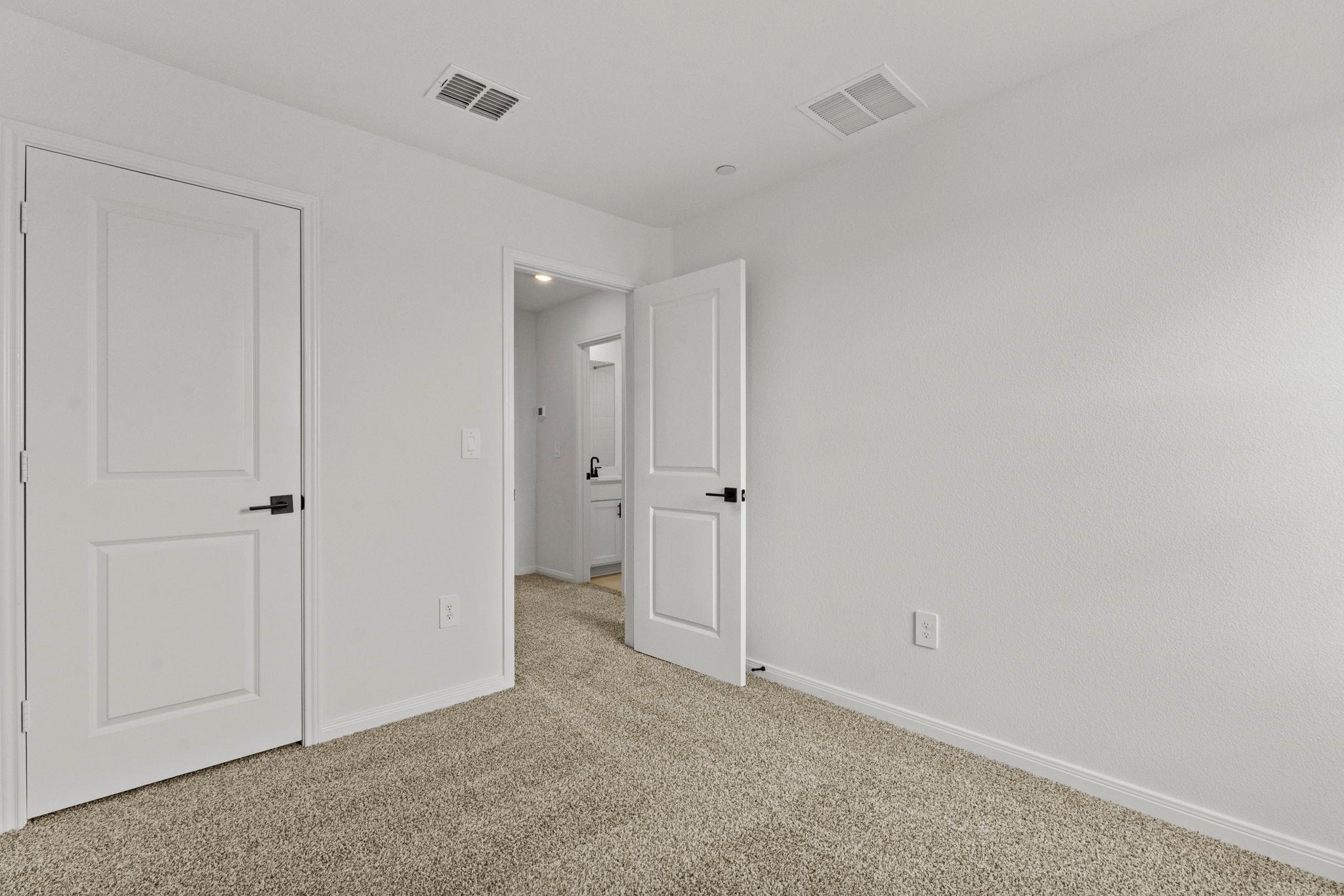 Home photo 19