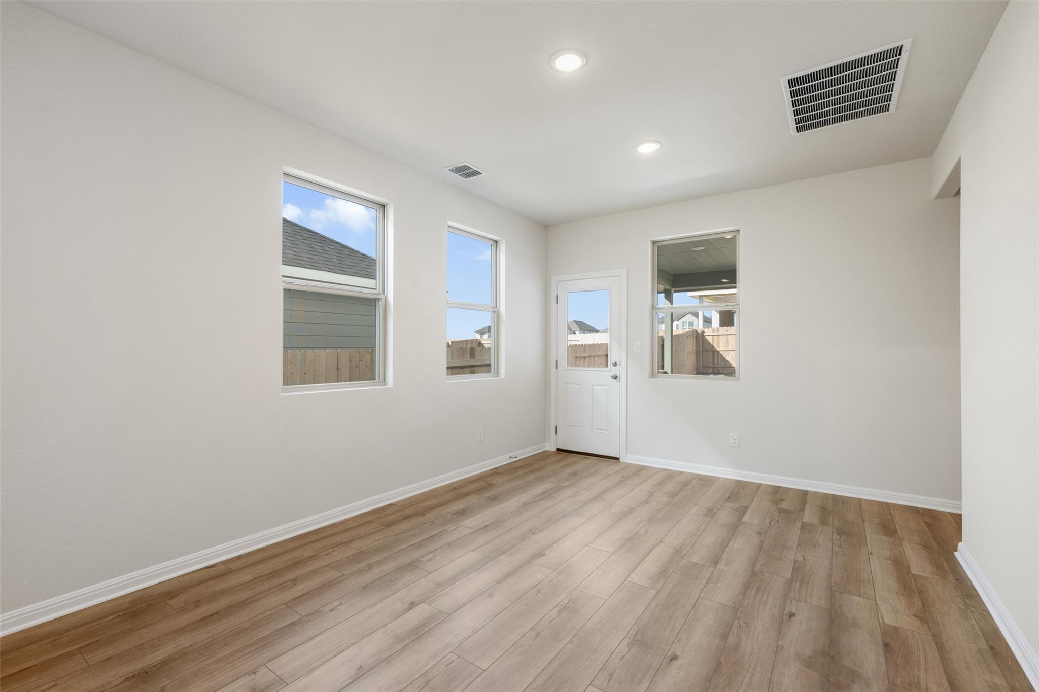 Home photo 18