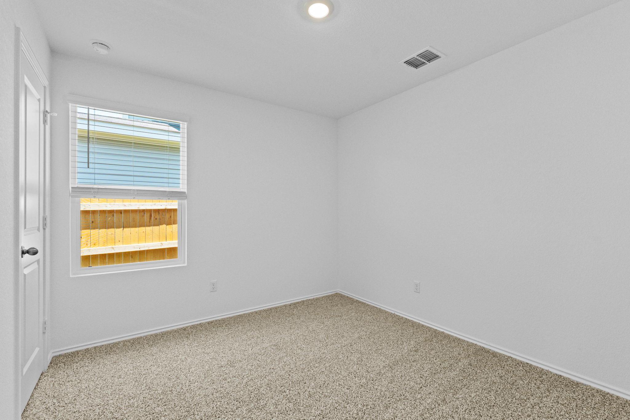 Home photo 17