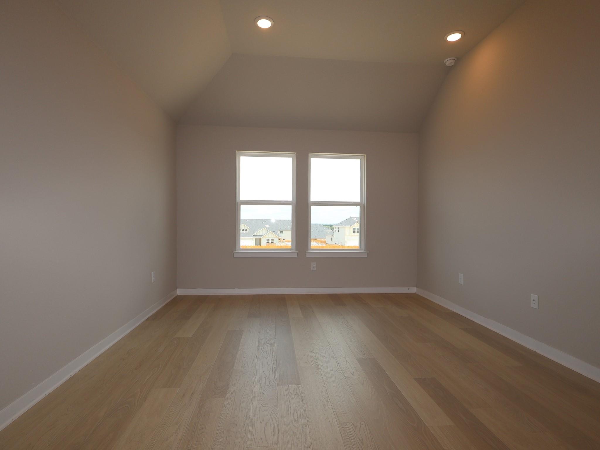 Home photo 12