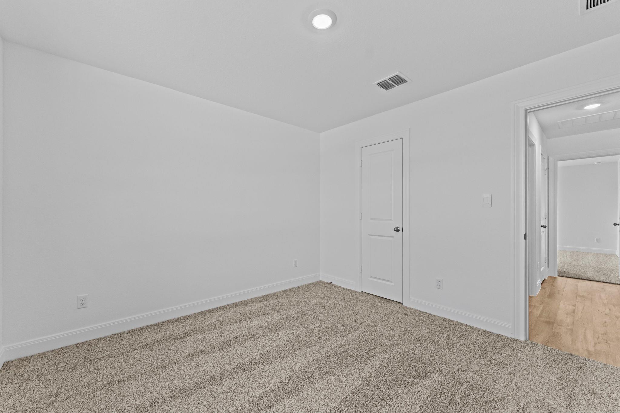 Home photo 17