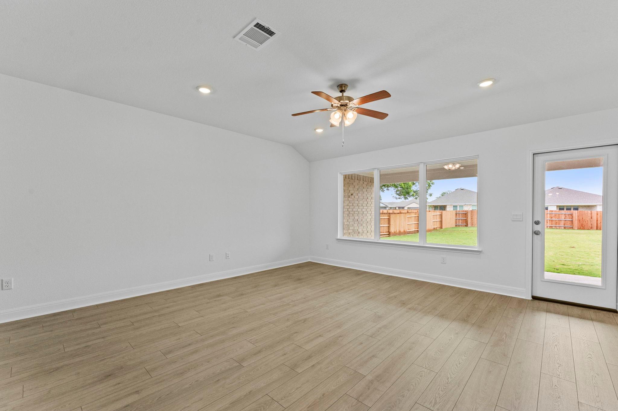 Home photo 16