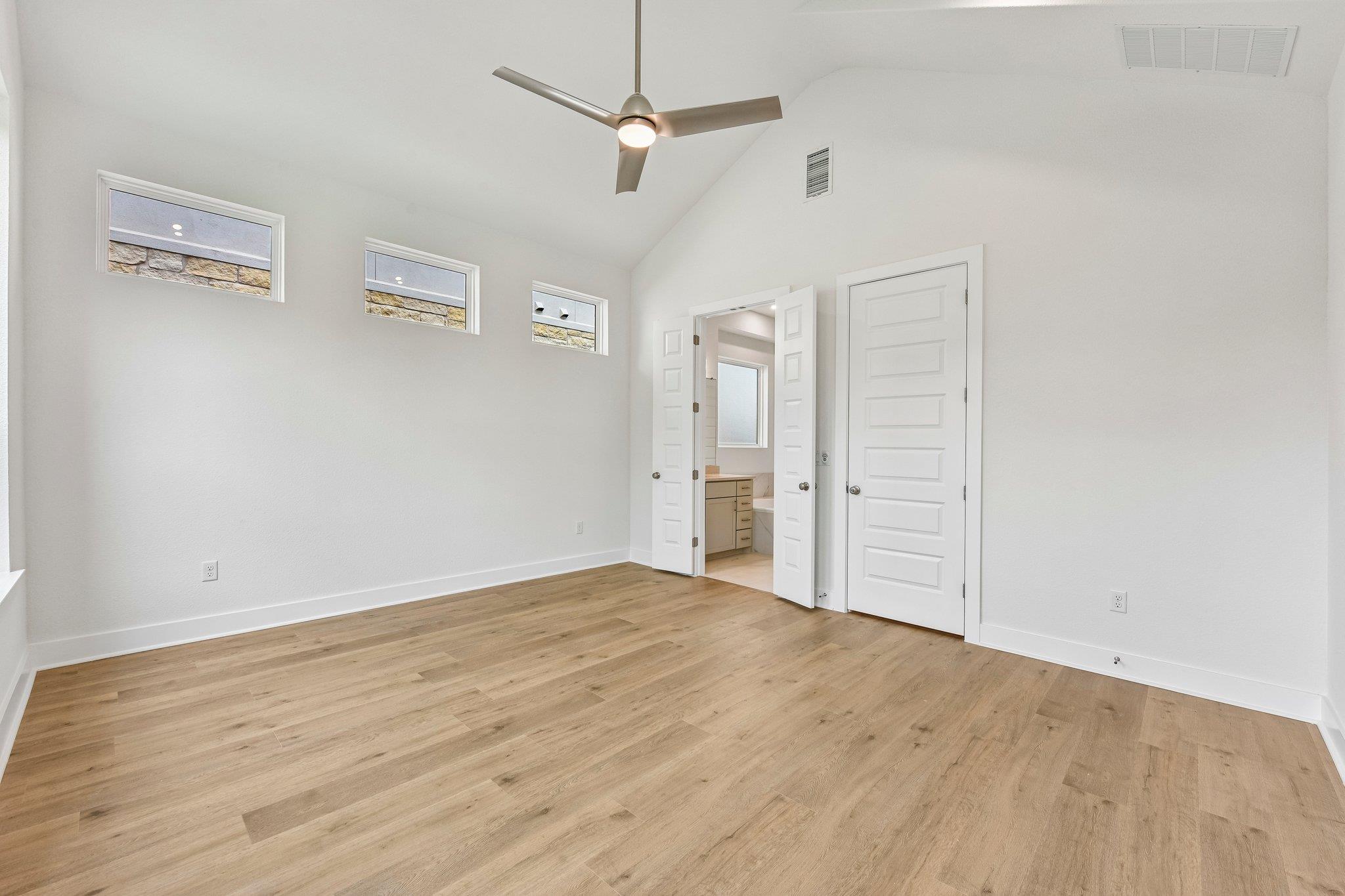 Home photo 18