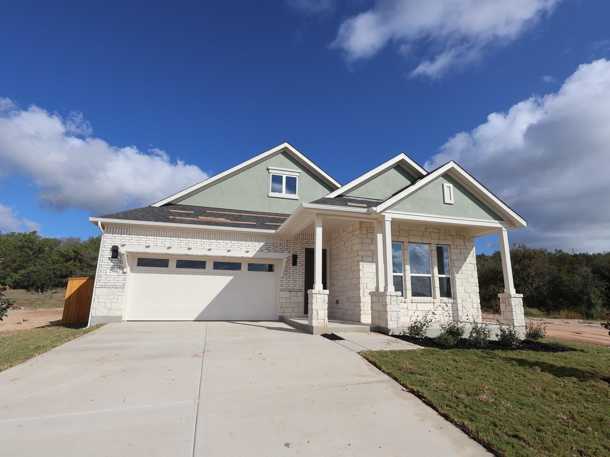 296  Champ Ave in Buda
