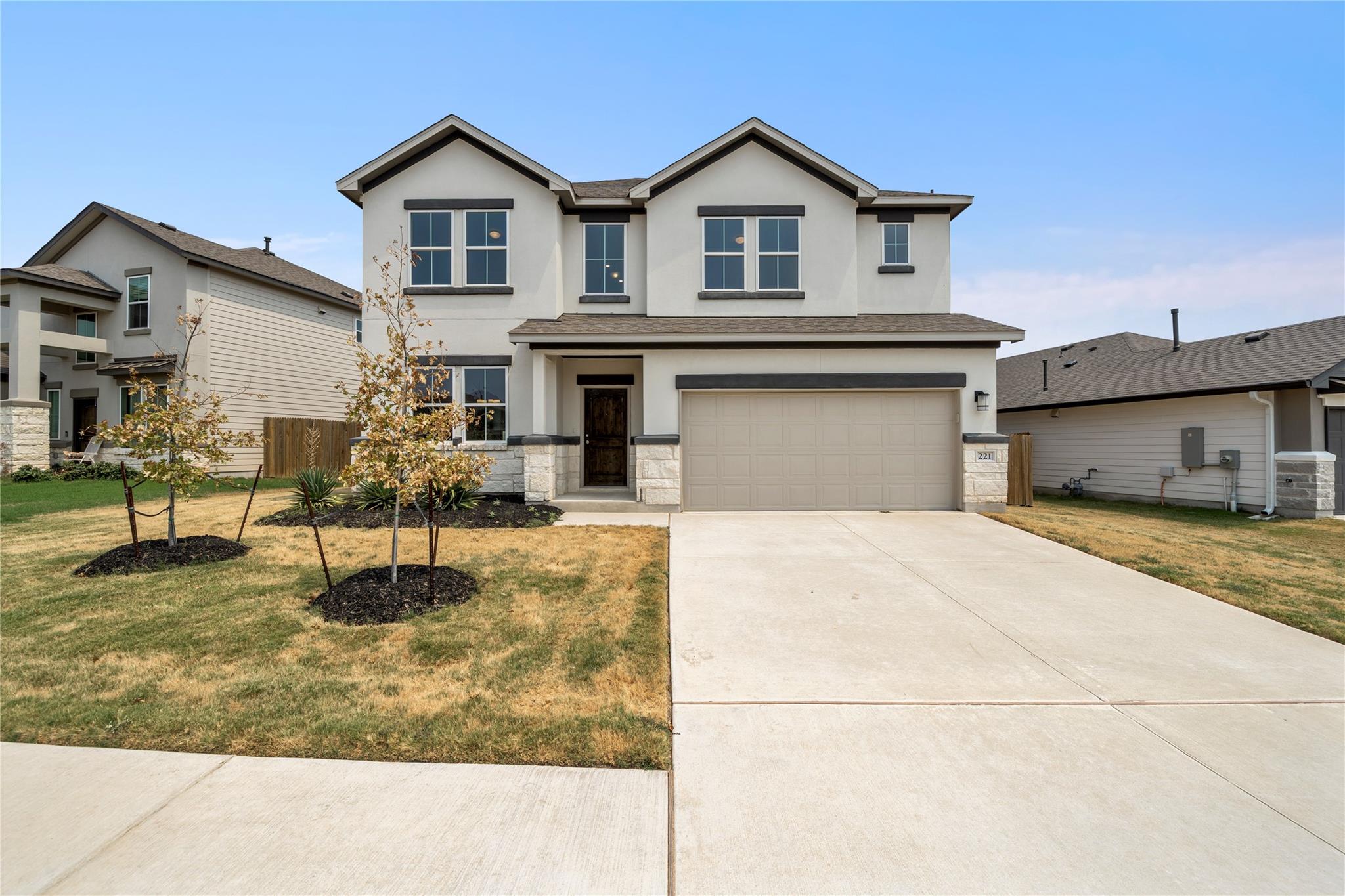221  Comet Pointe Dr in Georgetown