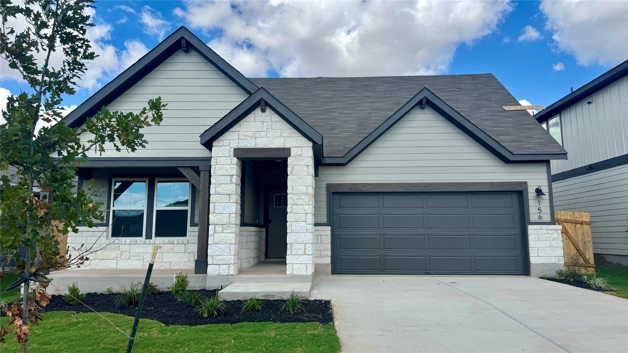 156  Coopers Hawk Crst in Cedar Creek
