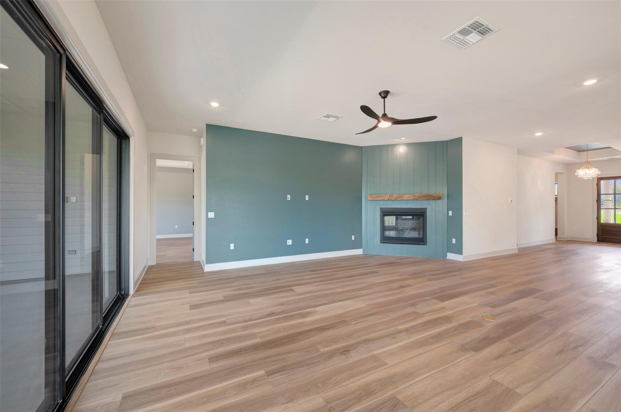 Home photo 16