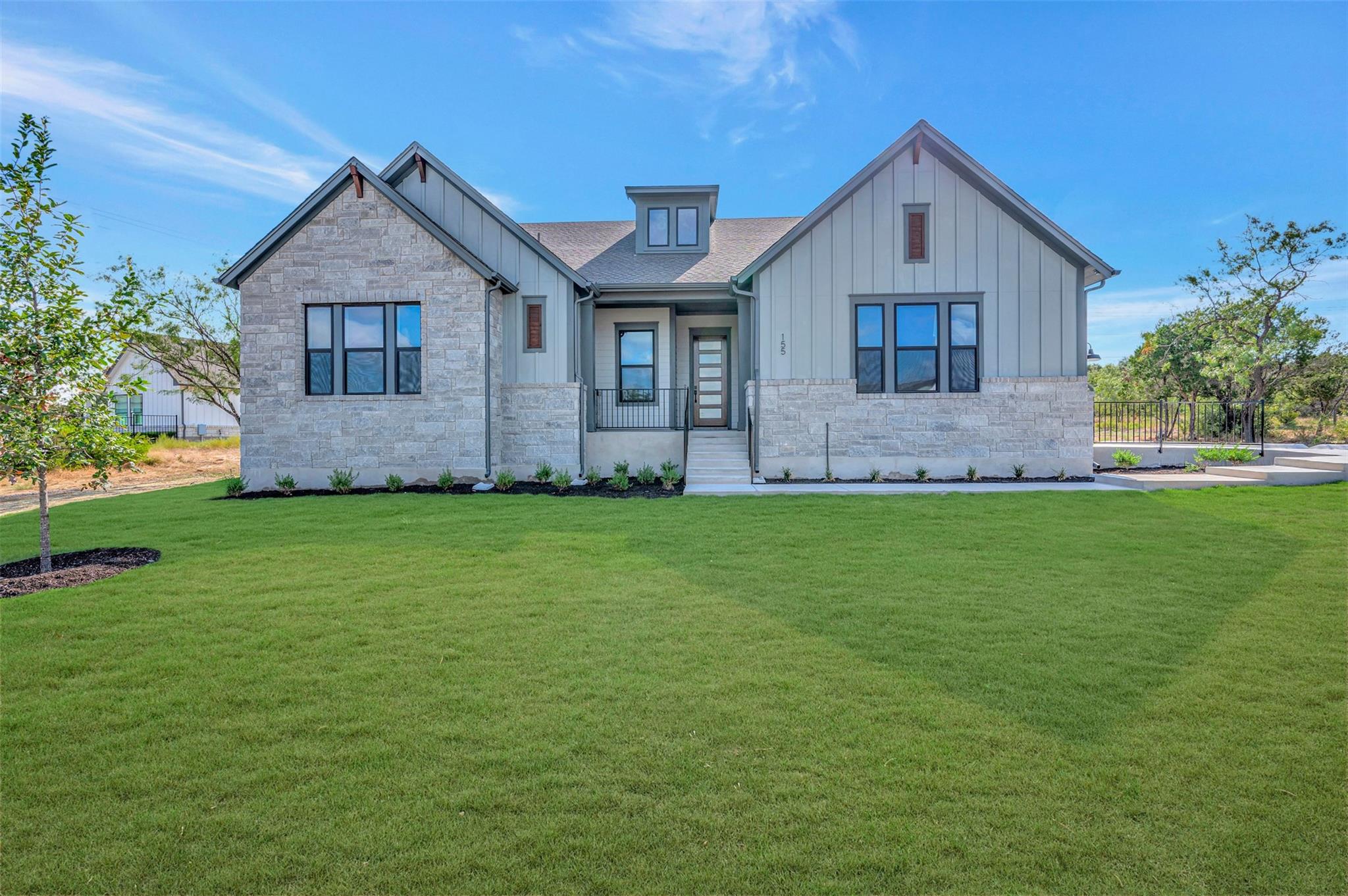 155  Rees Landing Rd in Spicewood