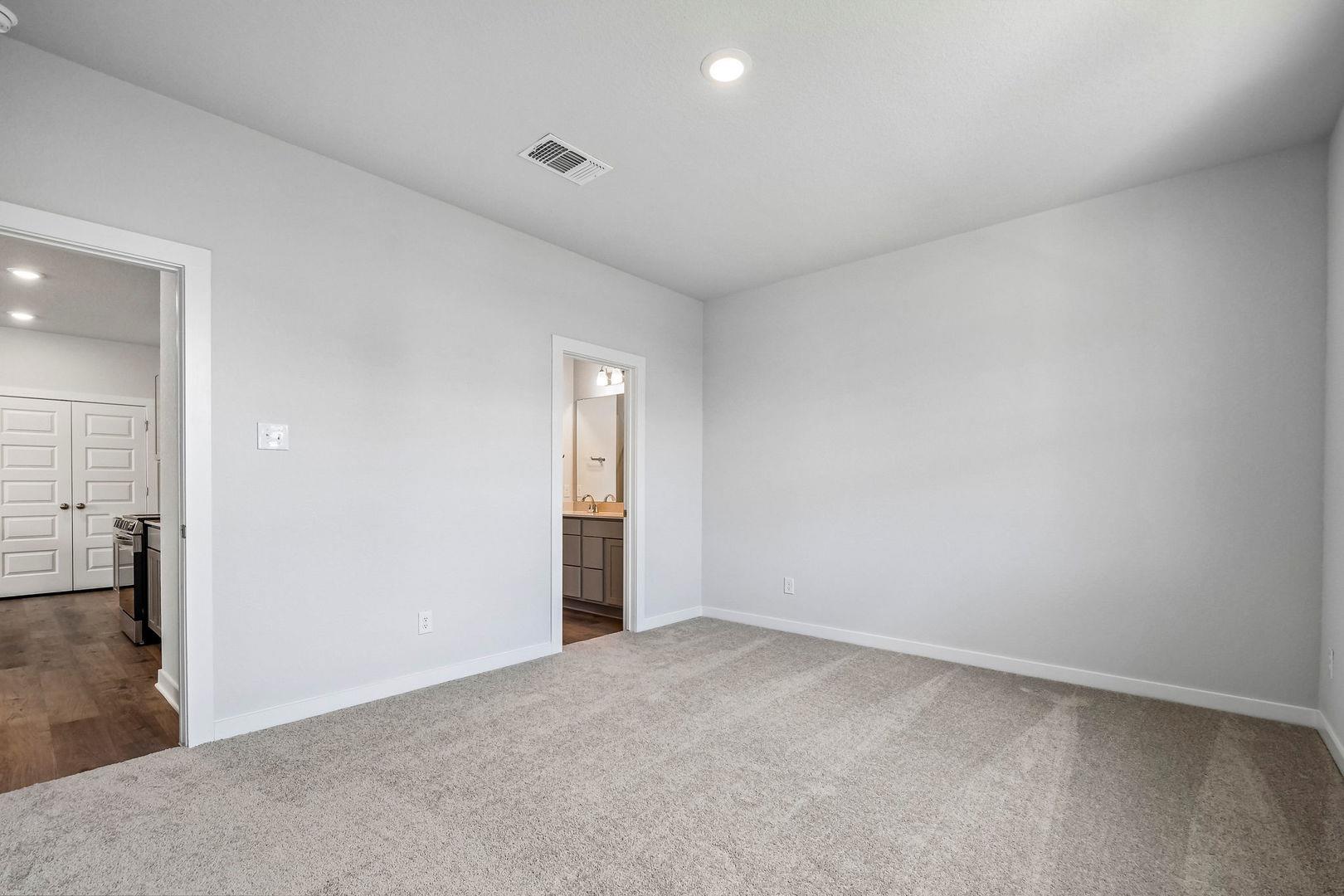 Home photo 19
