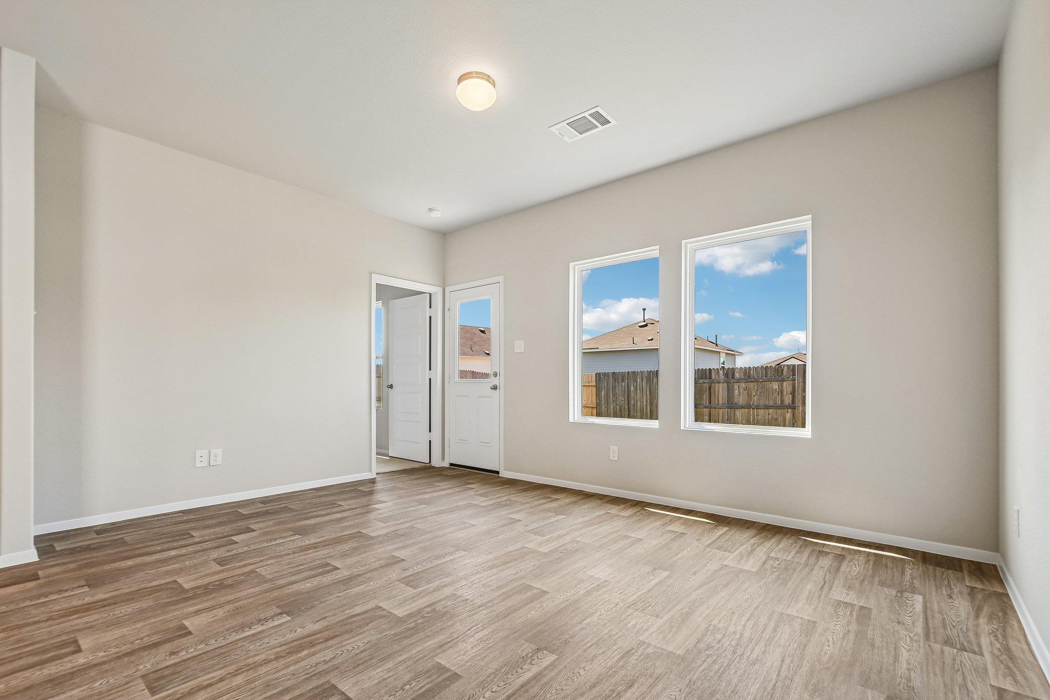 Home photo 12