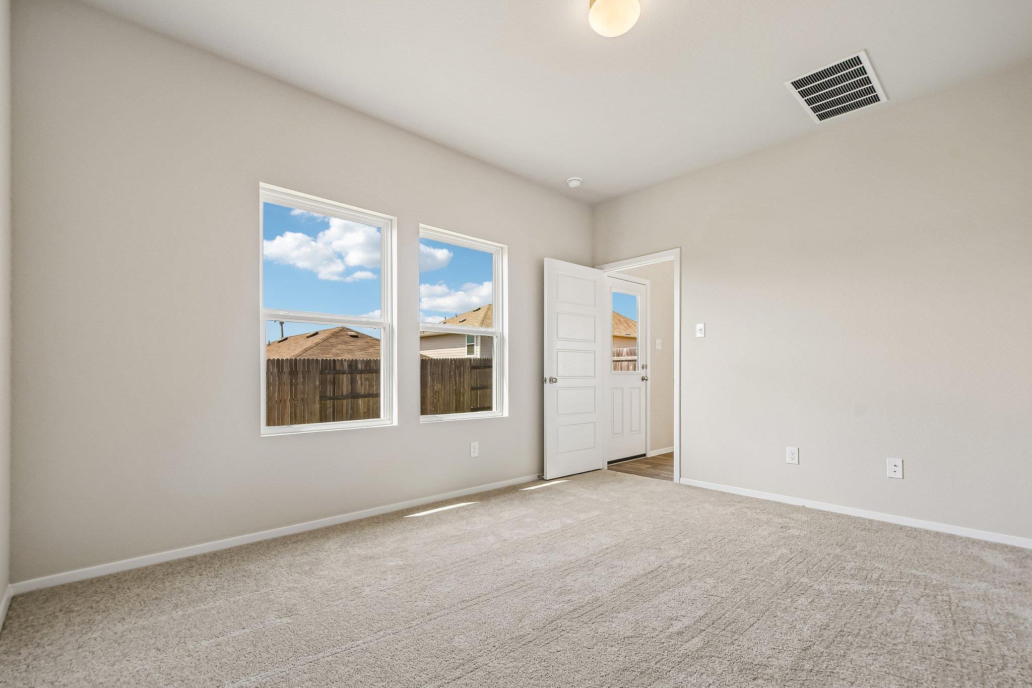 Home photo 18