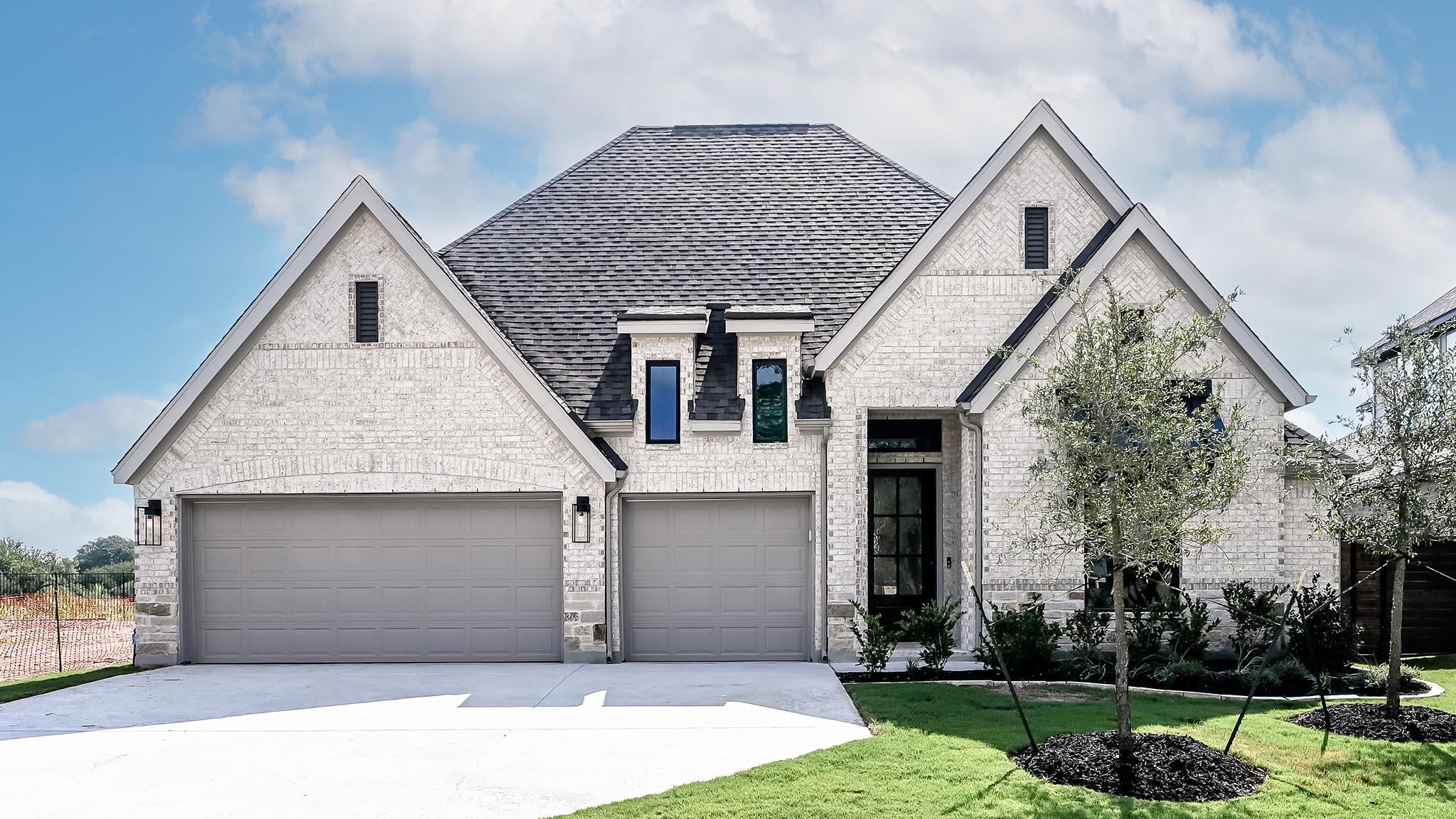 252  Melody Rd in Lockhart