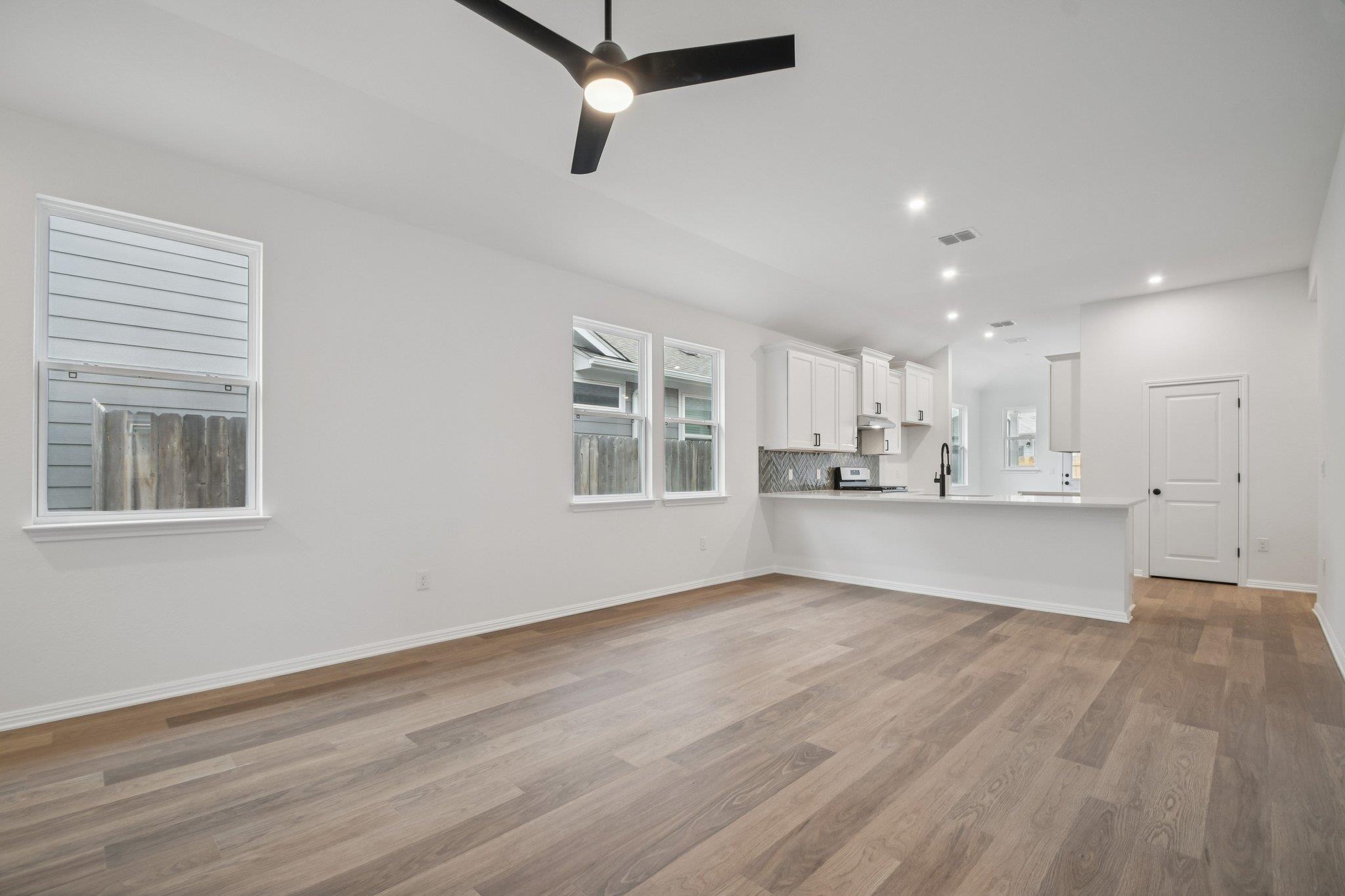 Home photo 4