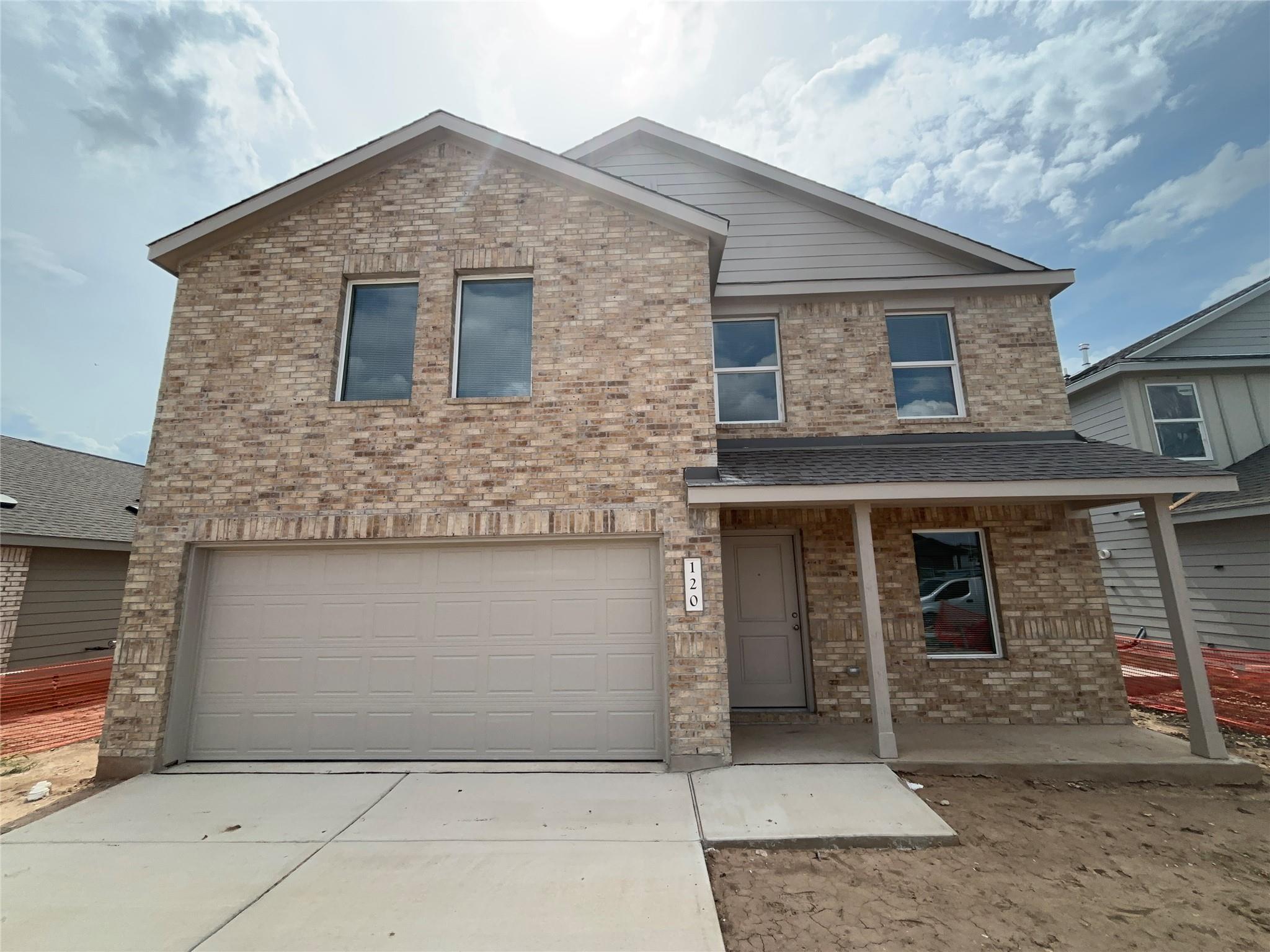 120  Spotbill Ct in Uhland