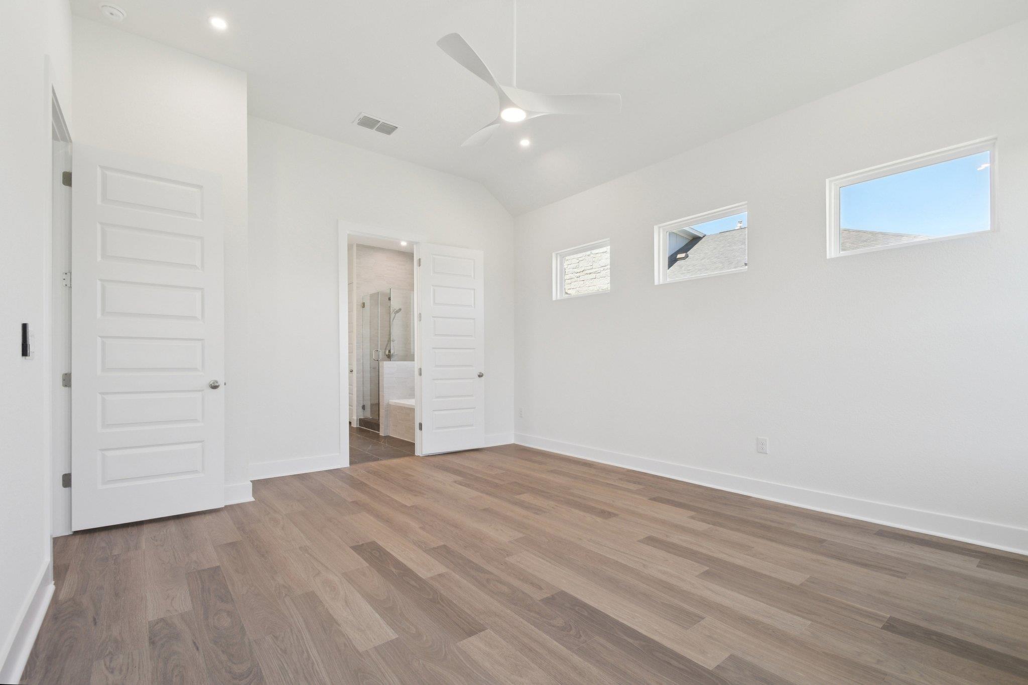 Home photo 18