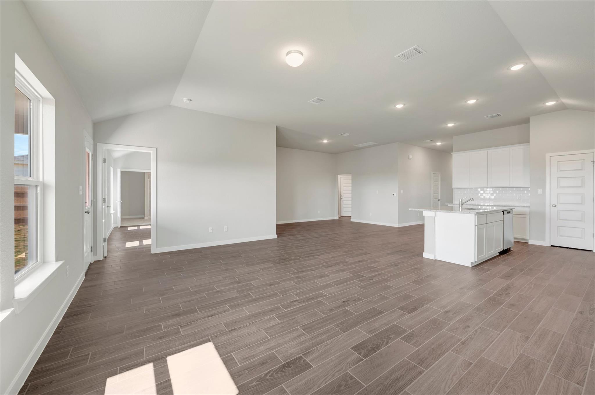 Home photo 17