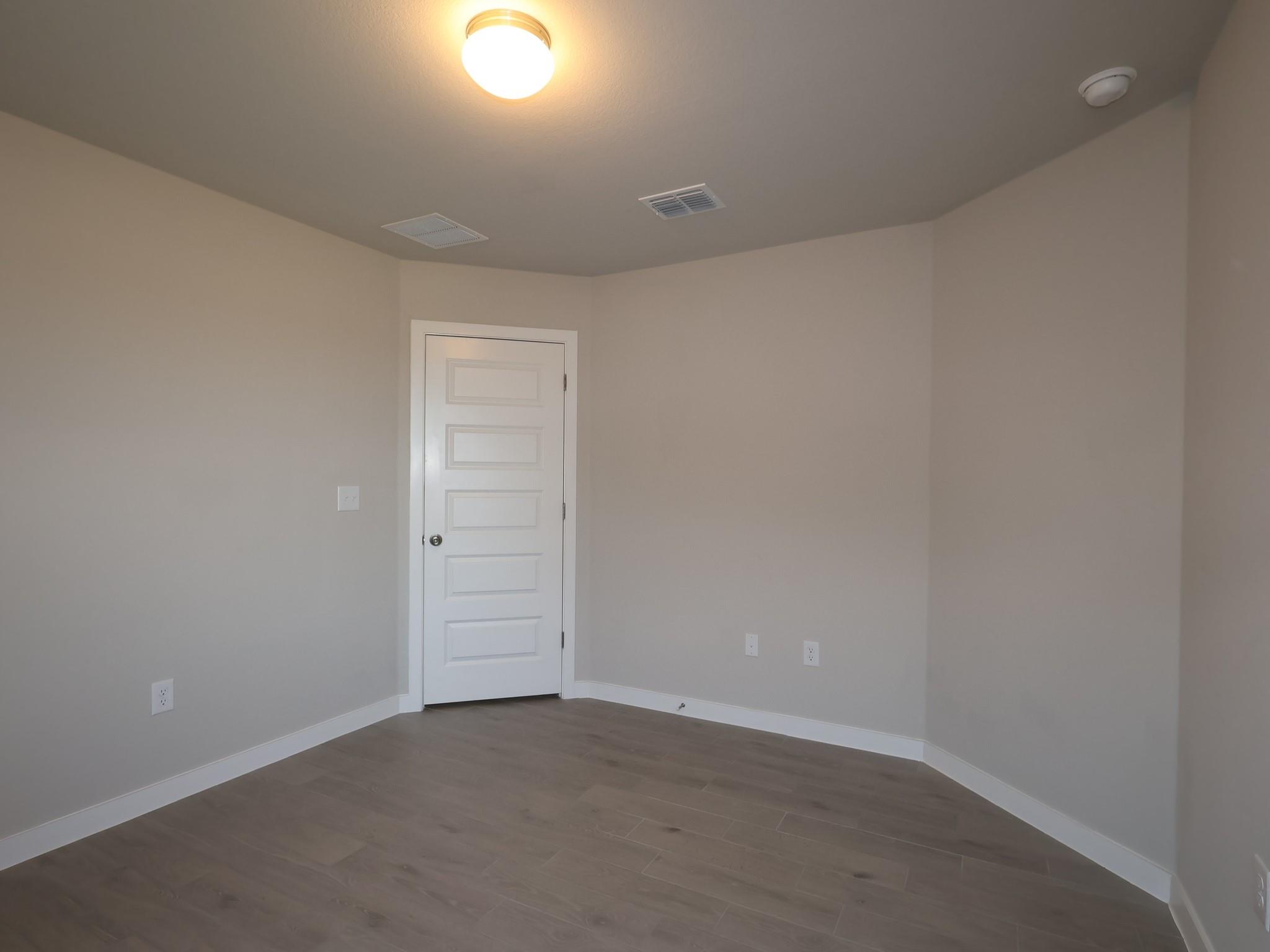 Home photo 16