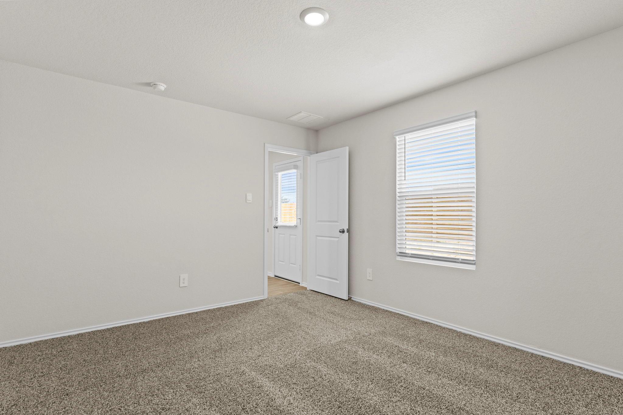 Home photo 16