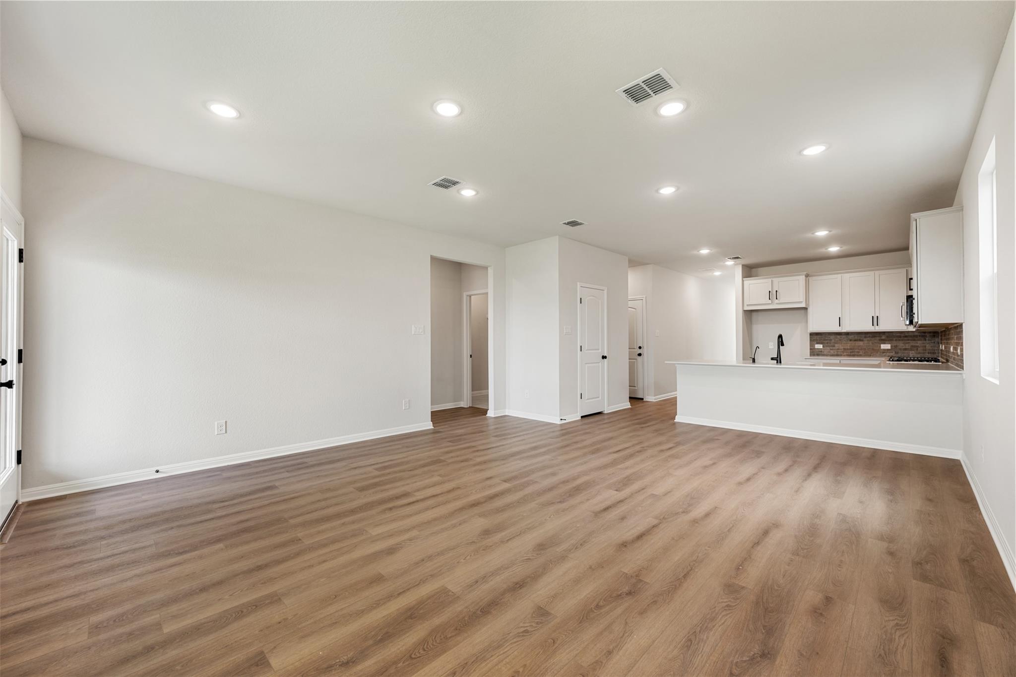 Home photo 17