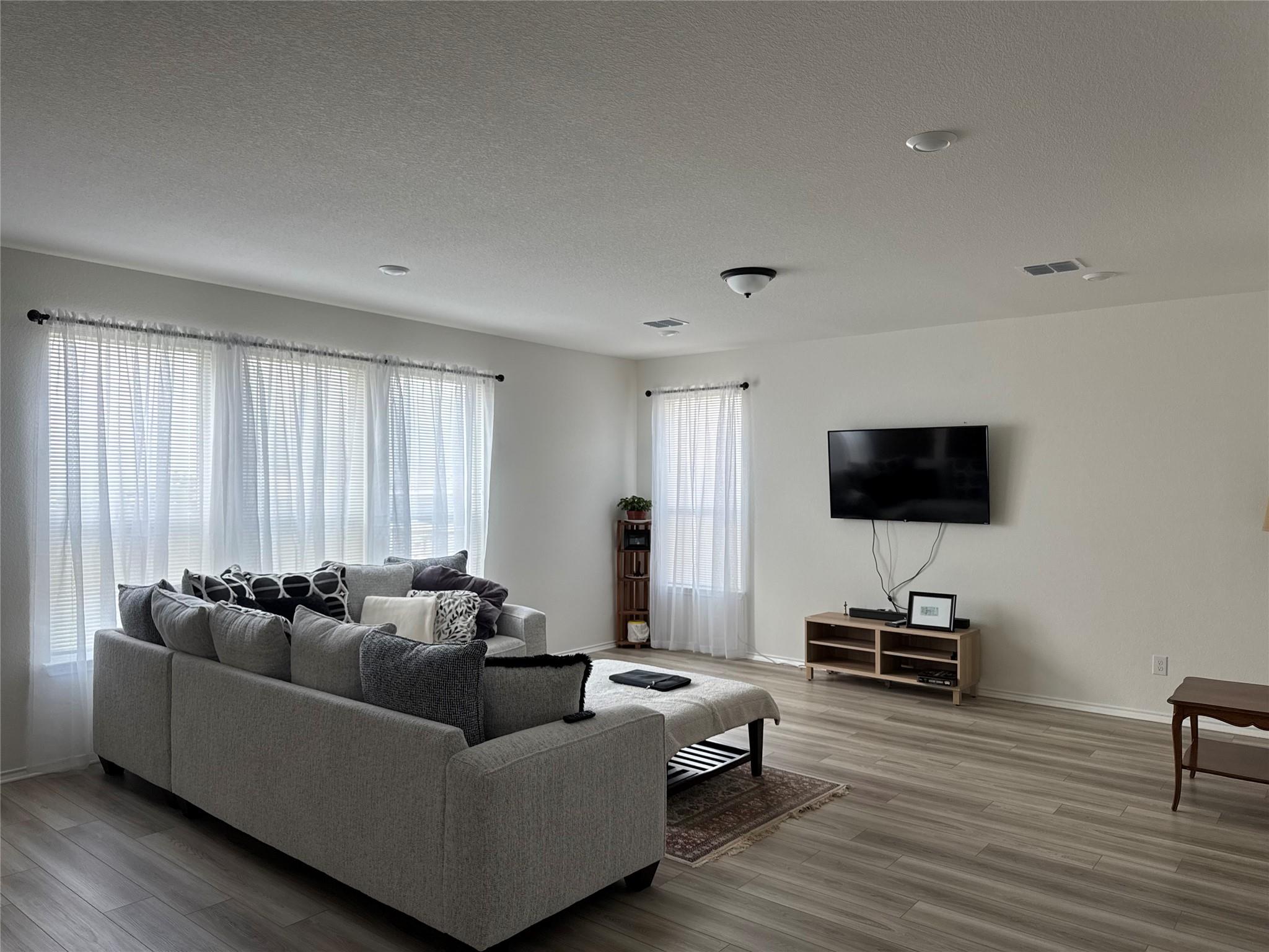 Home photo 5