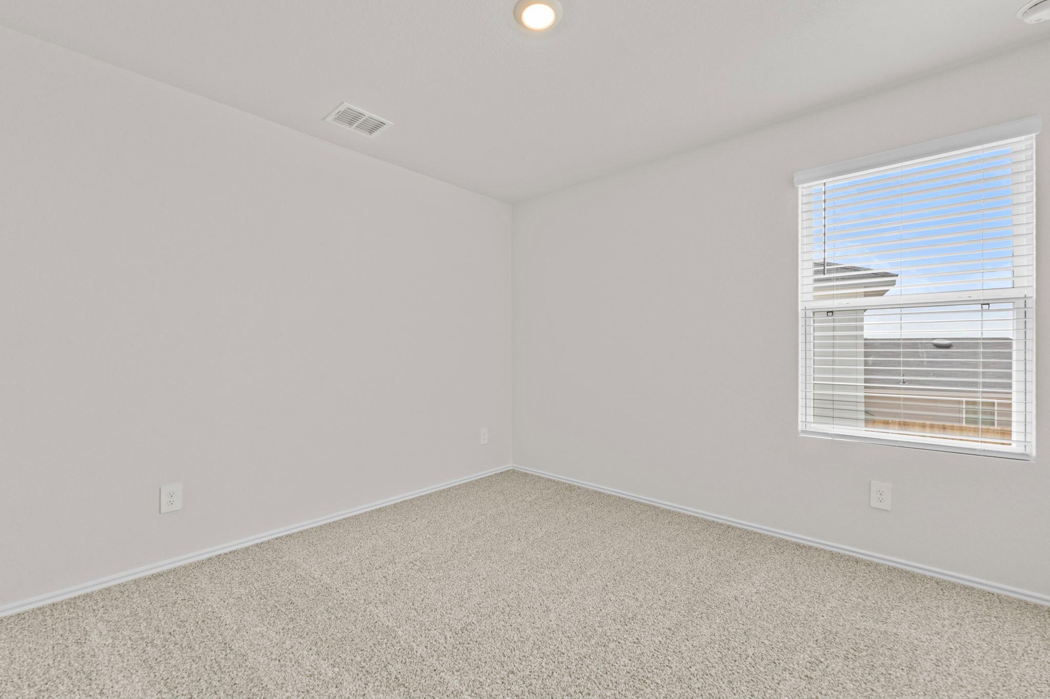 Home photo 17