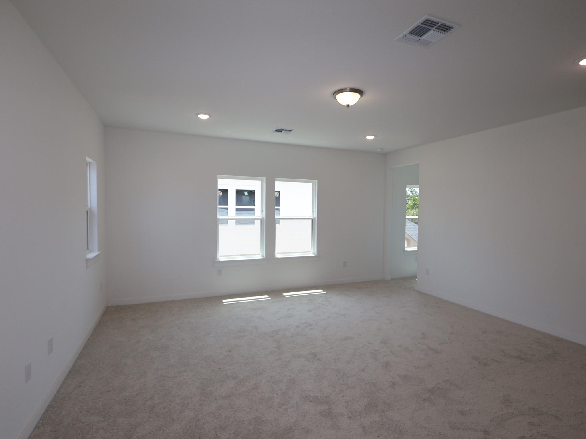 Home photo 19
