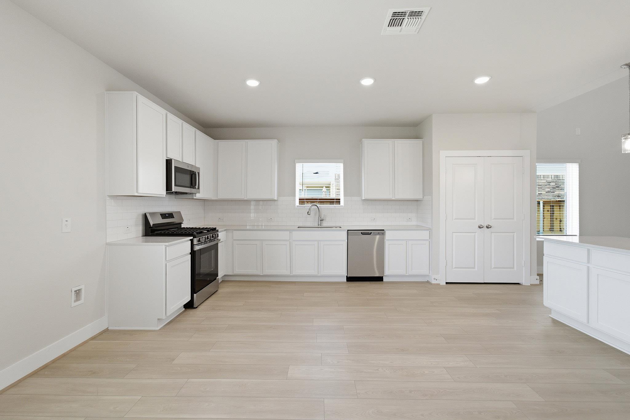 Home photo 17